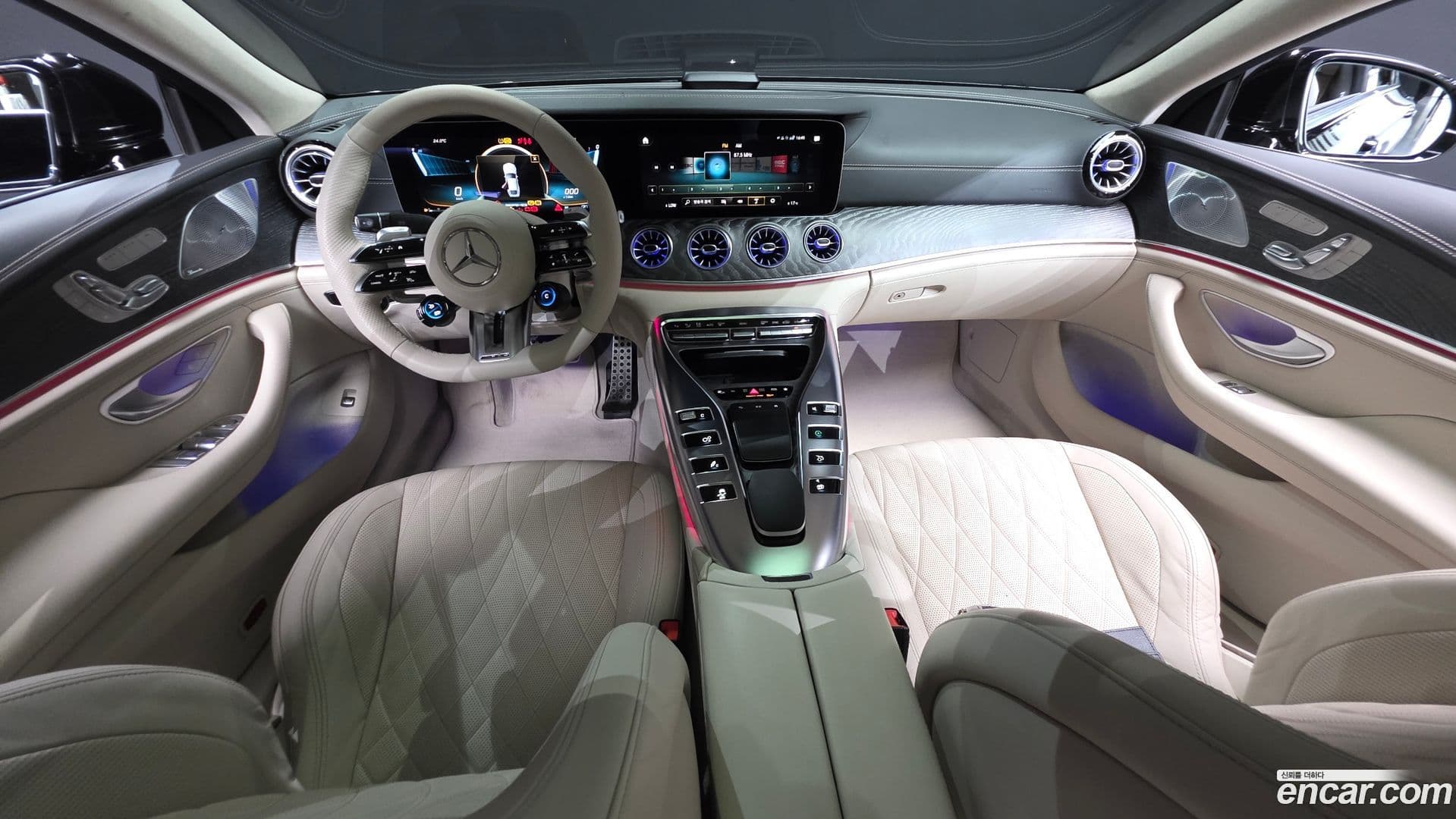Main__Slider__Photo:AMG GT Mercedes-Benz 2023.7-6