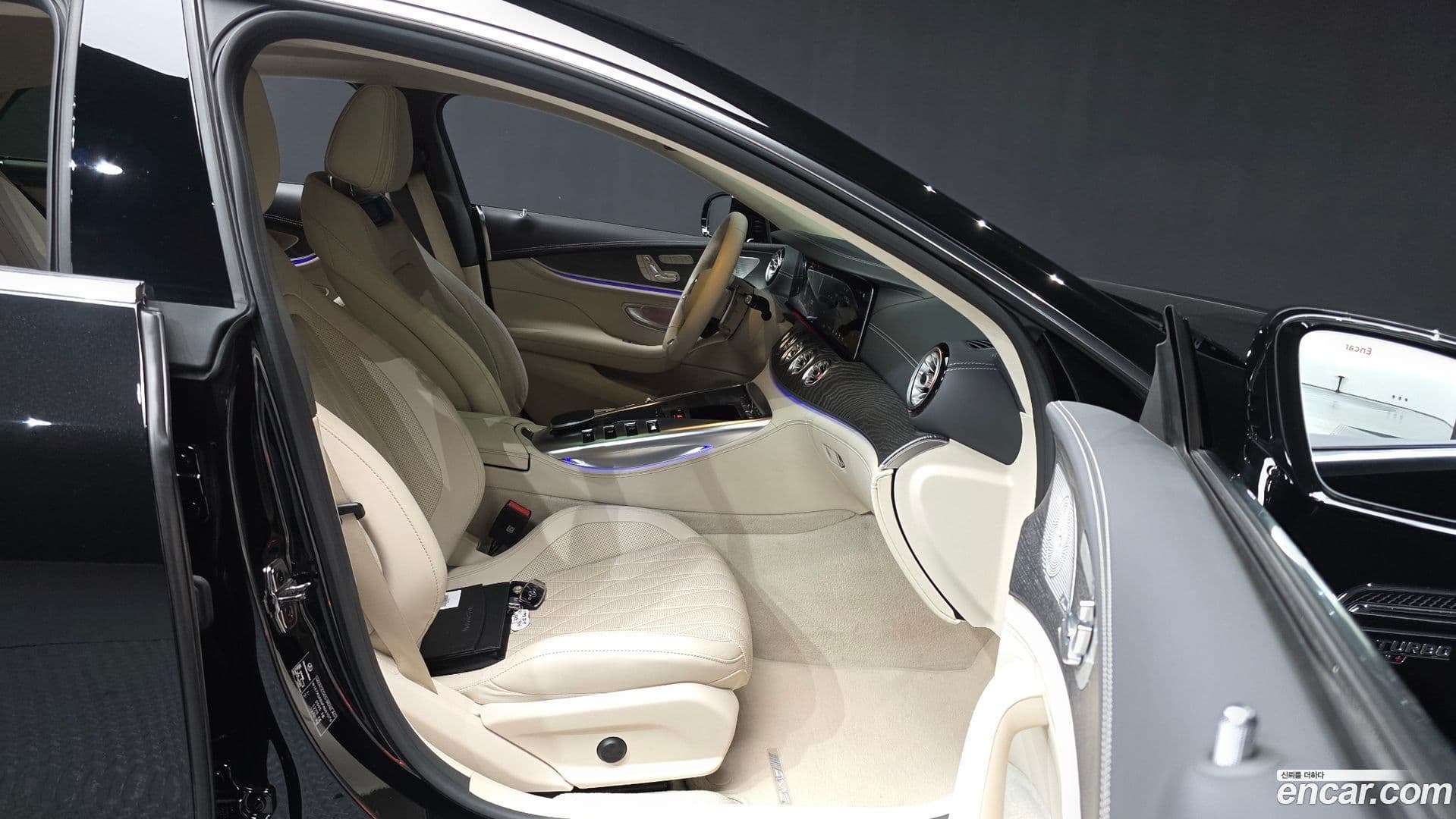 Main__Slider__Photo:AMG GT Mercedes-Benz 2023.7-11