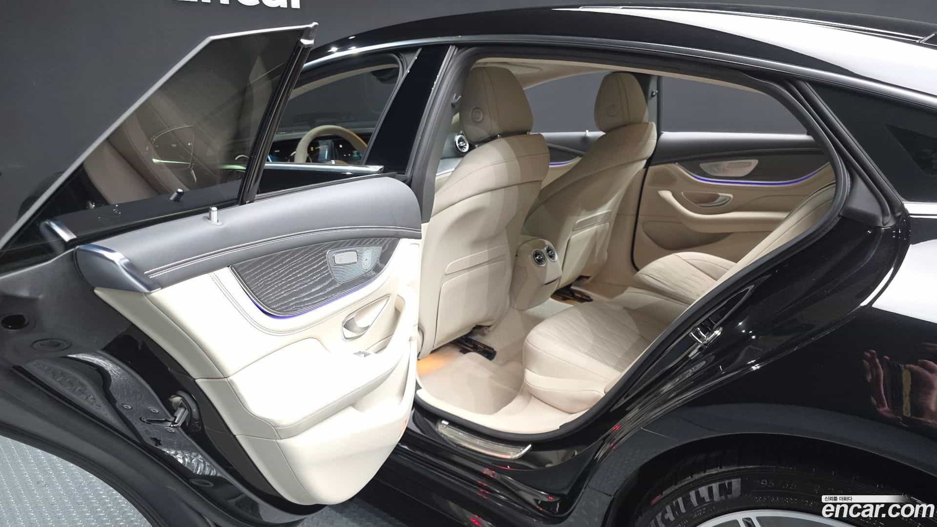 AMG GT Mercedes-Benz 2023.7-INNER-036