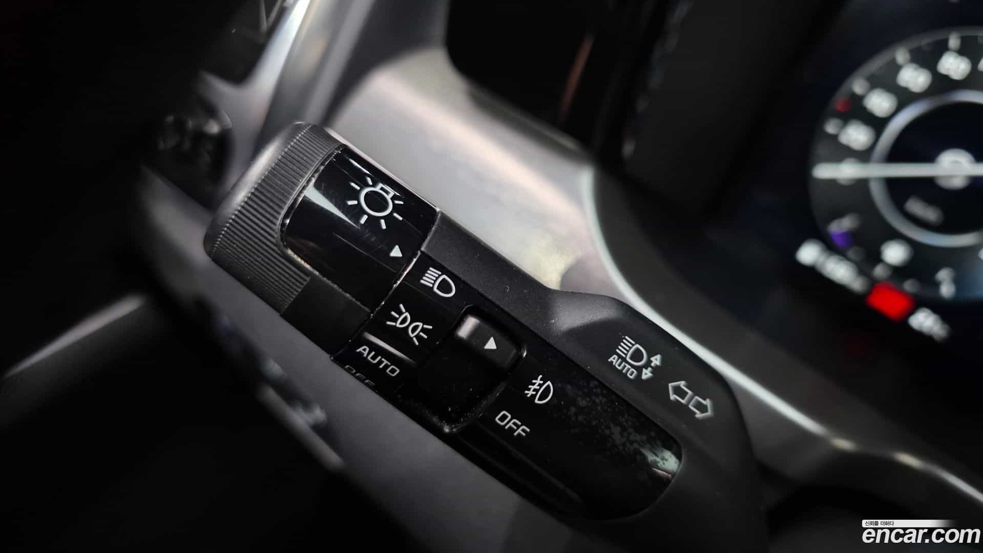 Sorento Kia 2020.6-OPTION-043