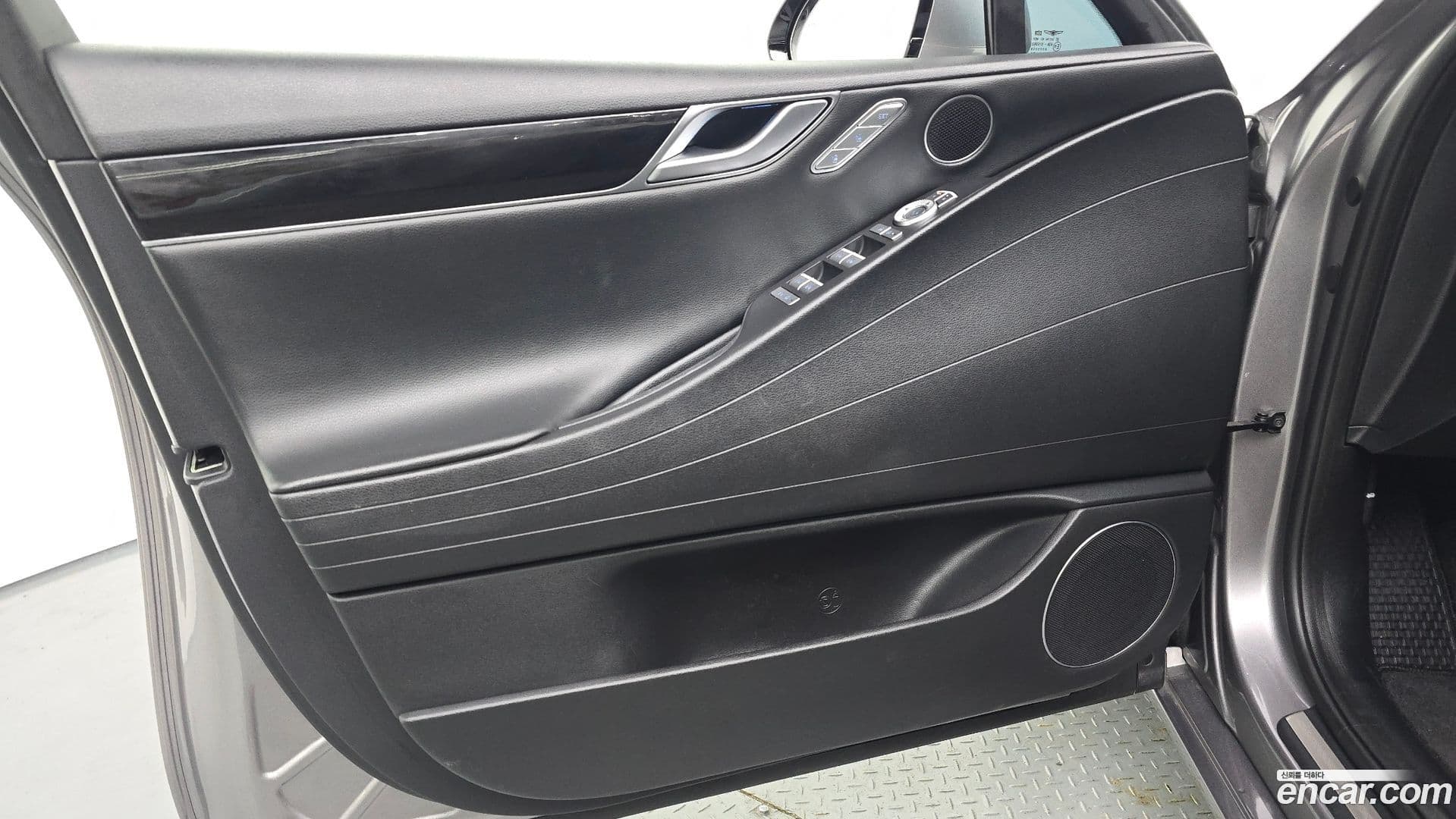 Main__Slider__Photo:G80 Genesis 2021.11-23