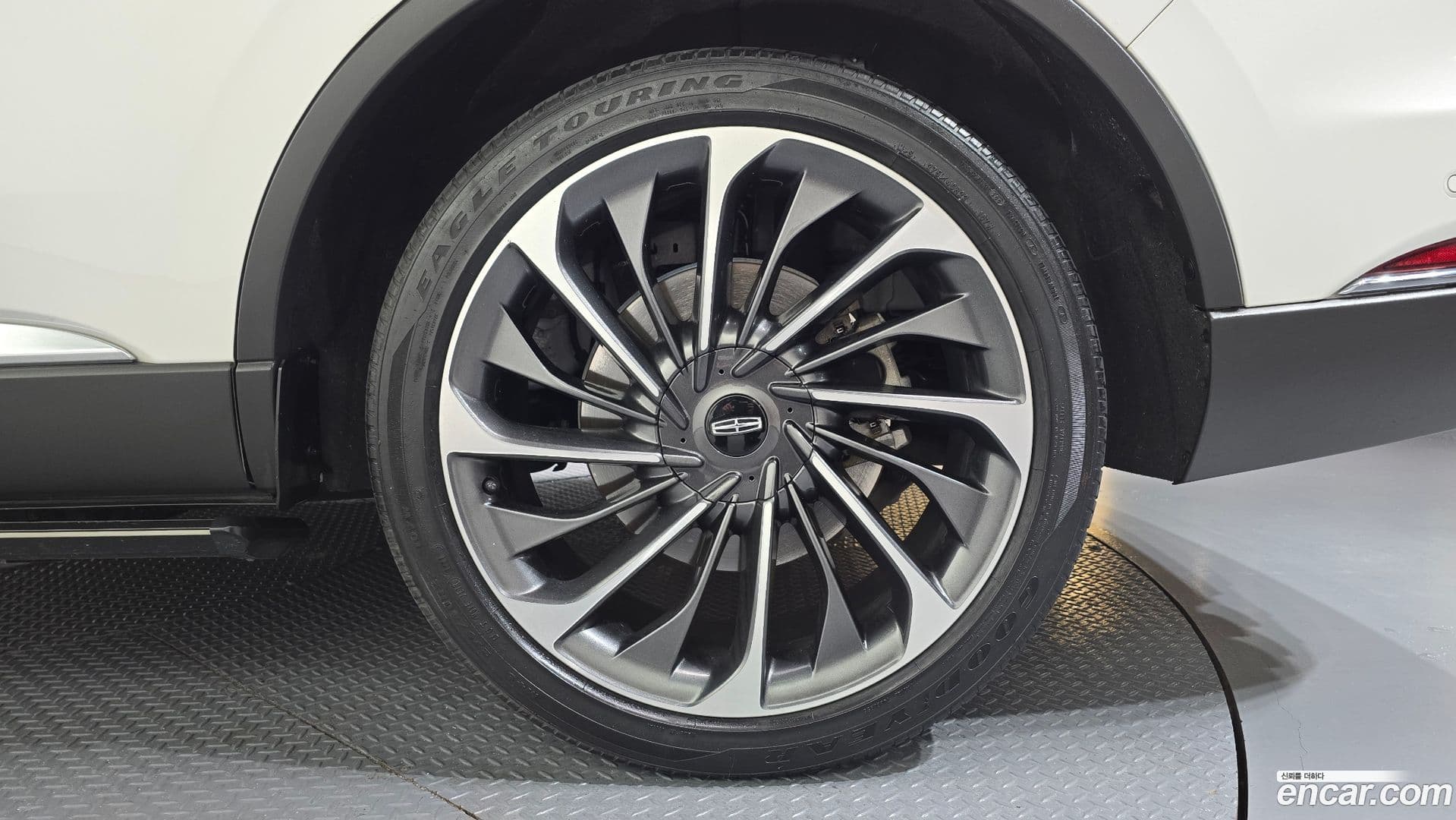 Main__Slider__Photo:Aviator Lincoln 2021.7-20
