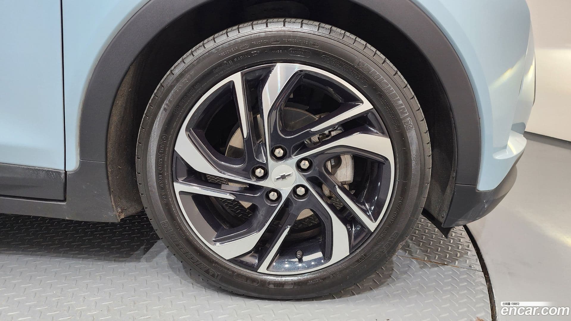 Main__Slider__Photo:Bolt EV Chevrolet 2022.10-20