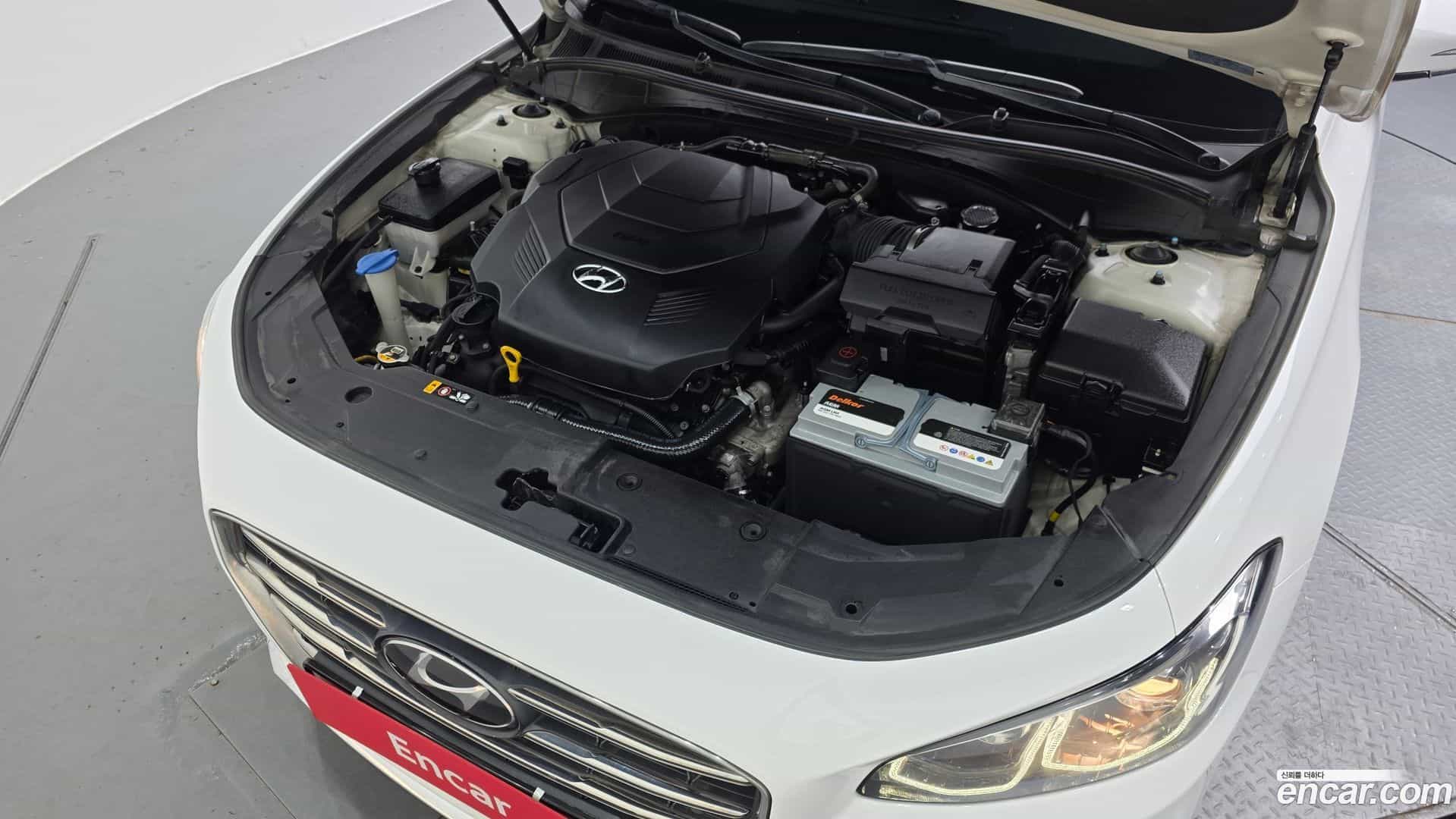Grandeur Hyundai 2017.1-OUTER-006