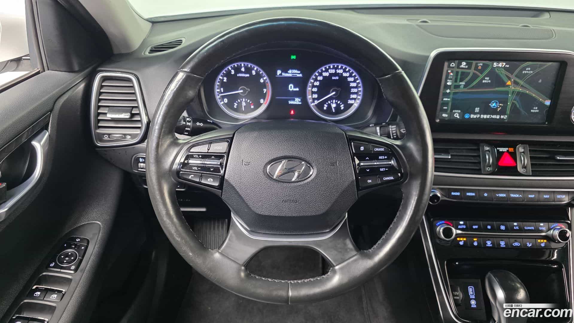 Grandeur Hyundai 2017.1-OPTION-017