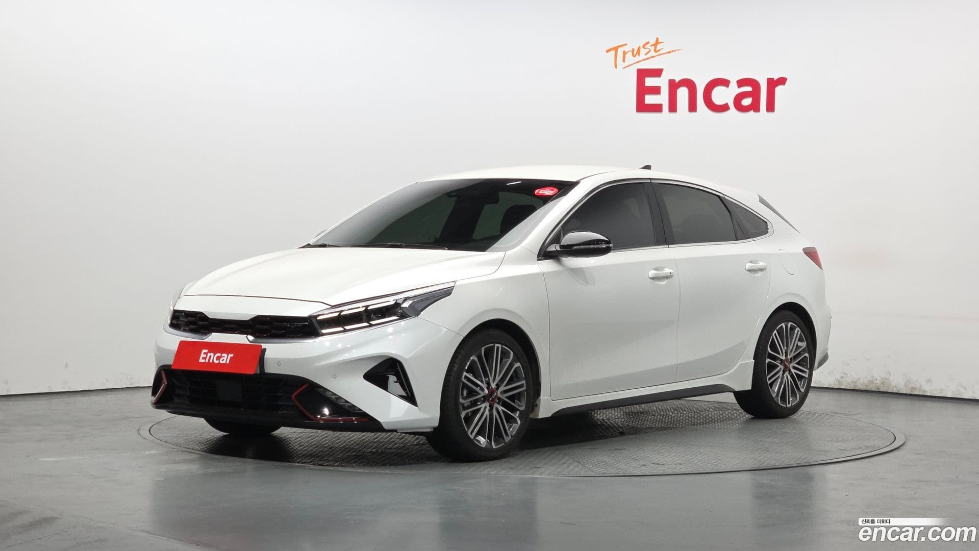 Main__Slider__Photo:K3 Kia 2022.4-0