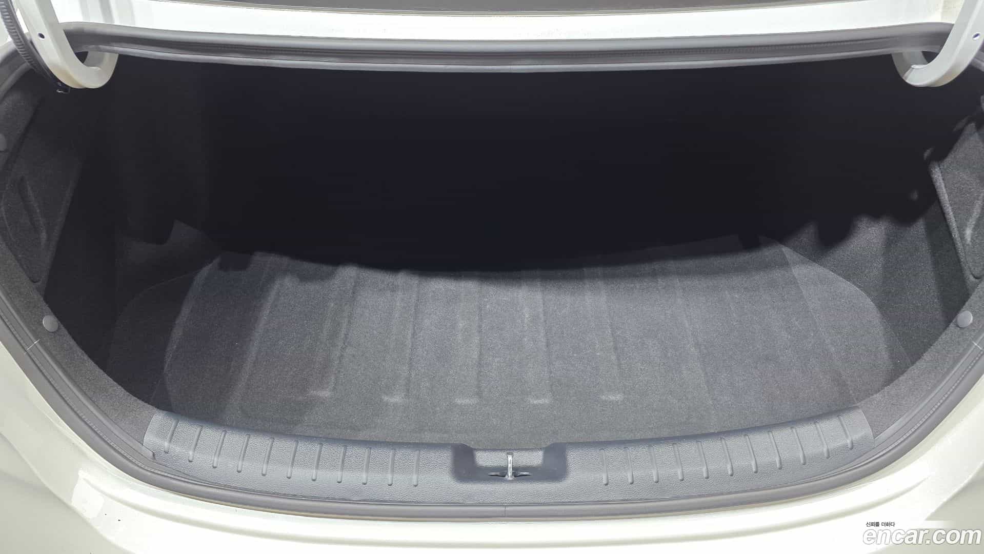 K3 Kia 2019.4-OPTION-024