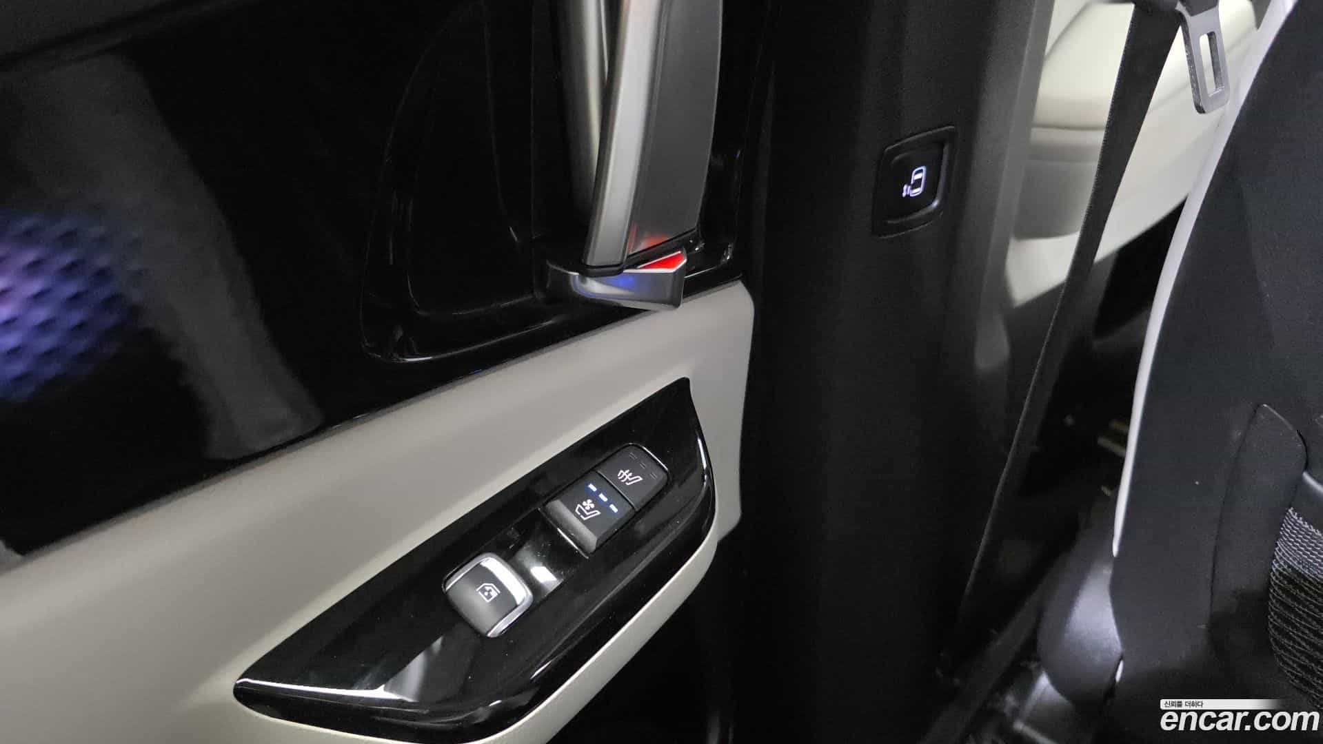 Canival Kia 2023.6-OPTION-020
