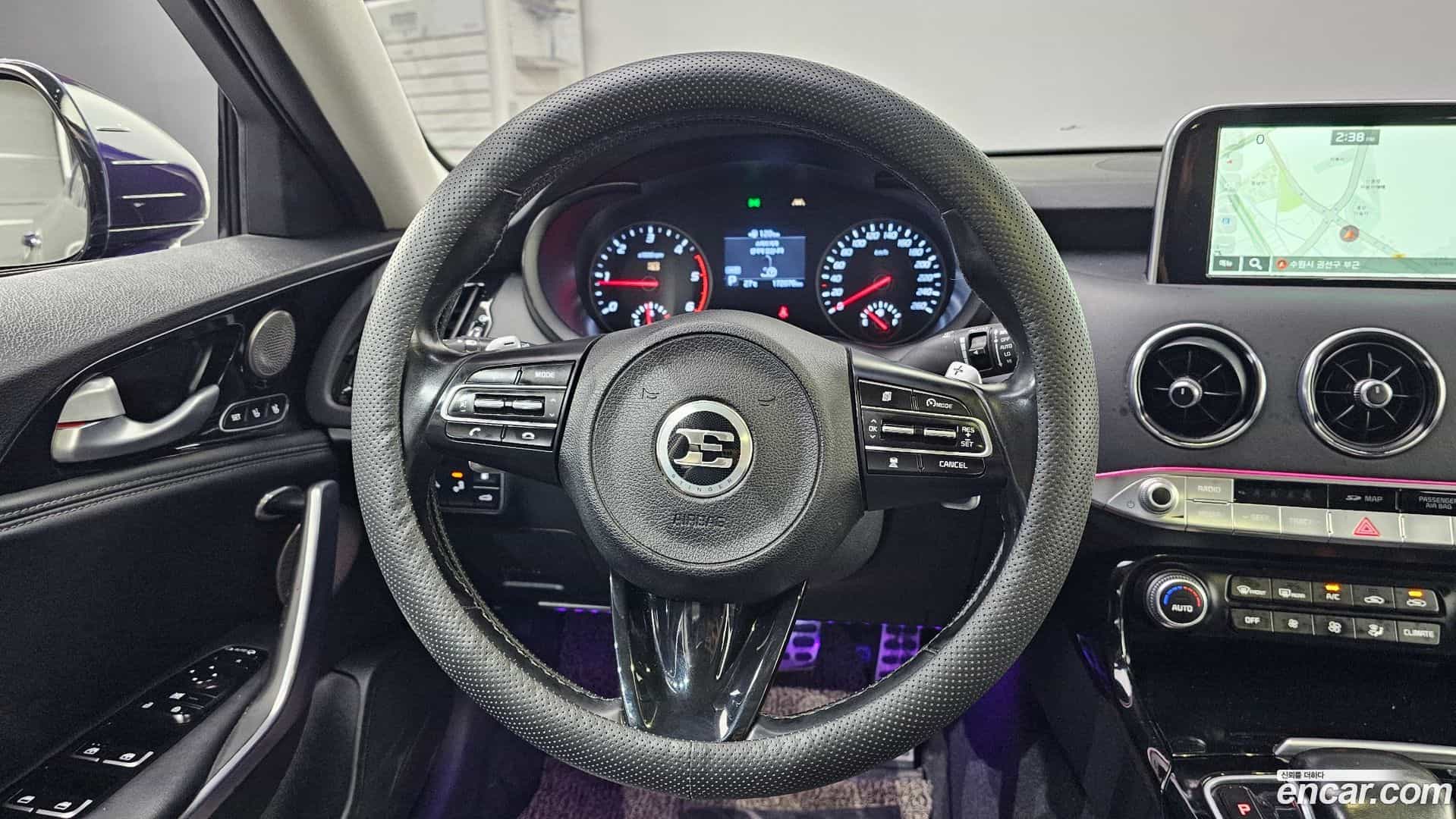 Stinger Kia 2017.10-OPTION-017