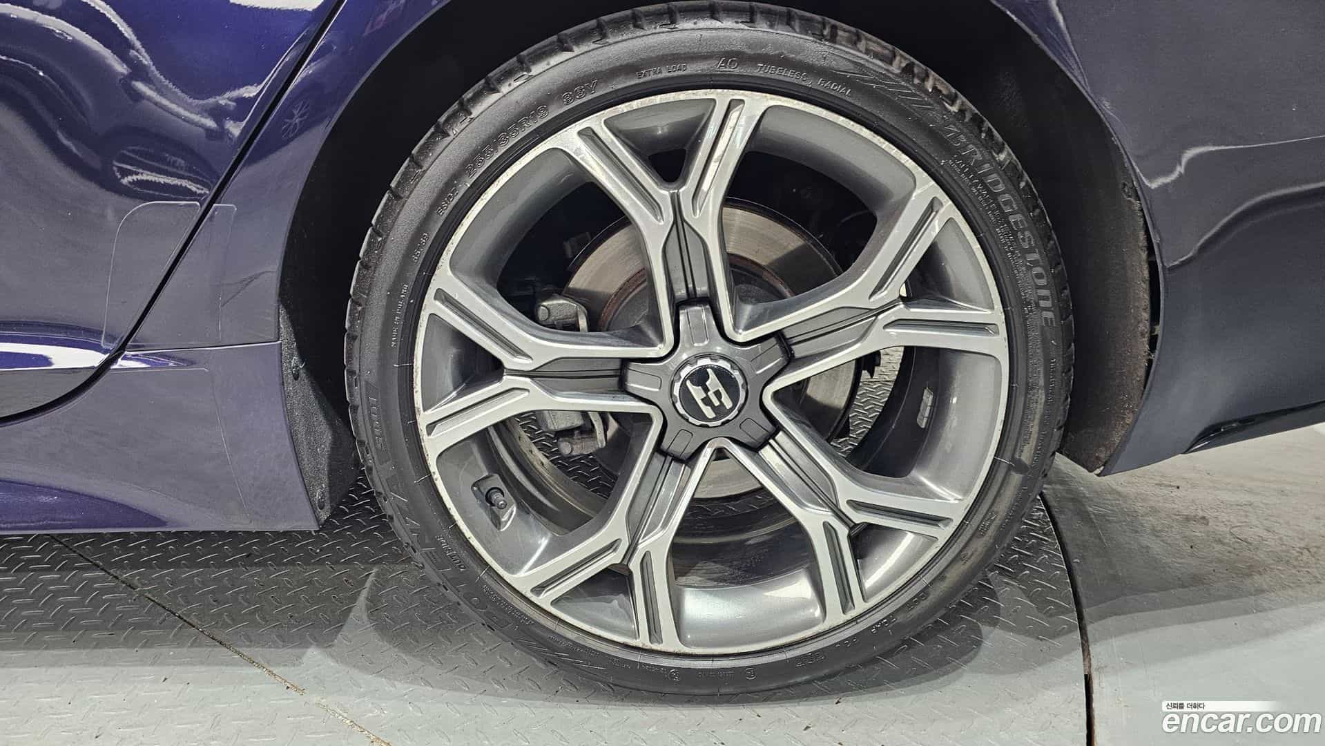 Stinger Kia 2017.10-OUTER-031
