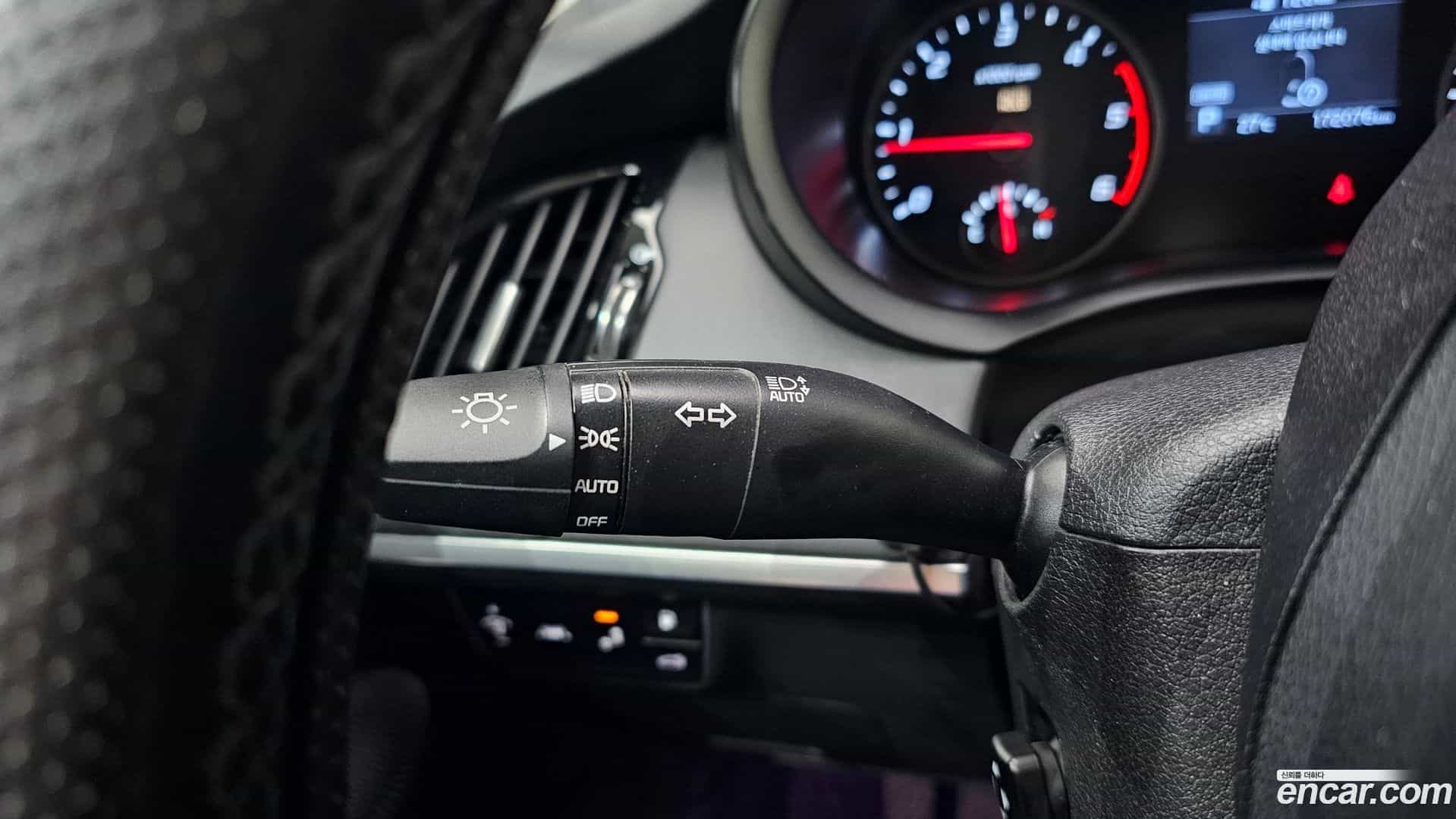 Stinger Kia 2017.10-OPTION-040