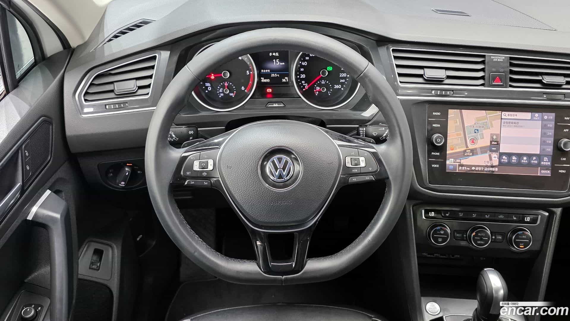 Tiguan Volkswagen 2020.1-OPTION-017