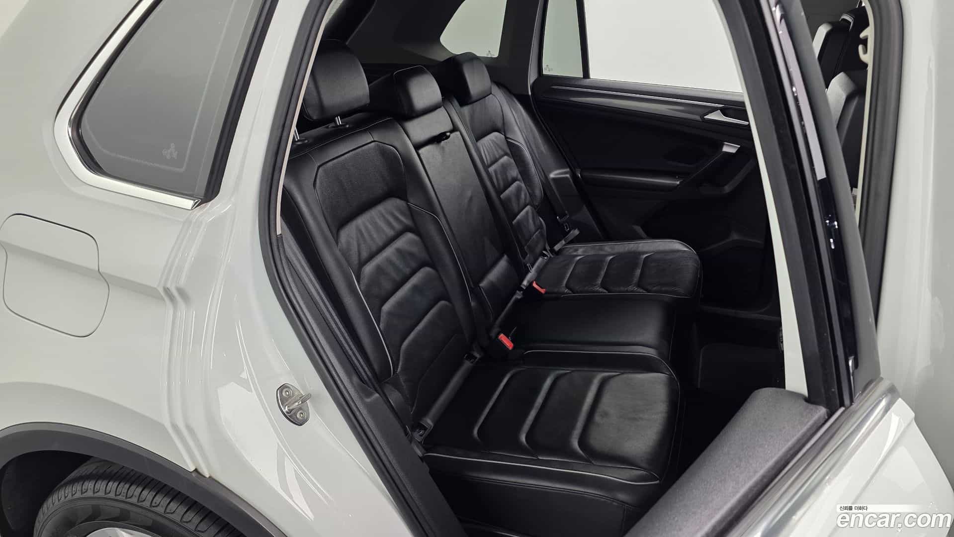 Tiguan Volkswagen 2020.1-INNER-036