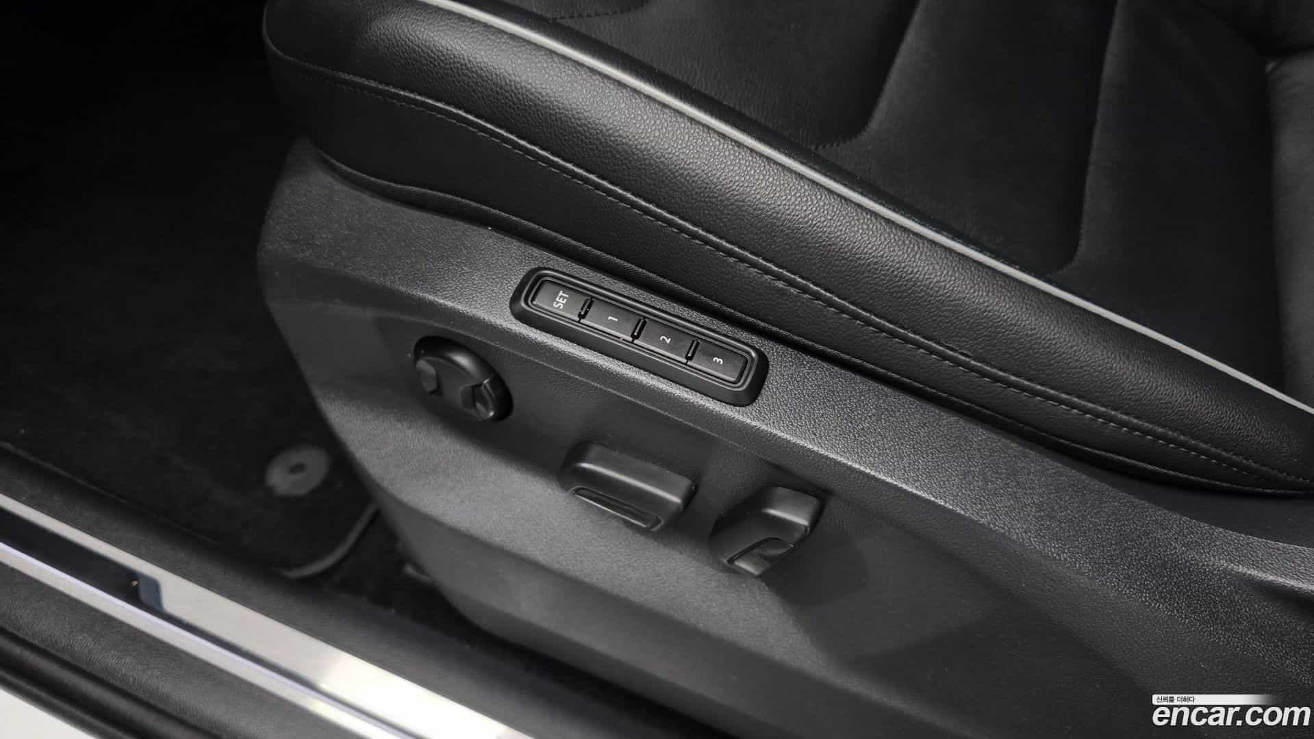 Tiguan Volkswagen 2020.1-OPTION-045
