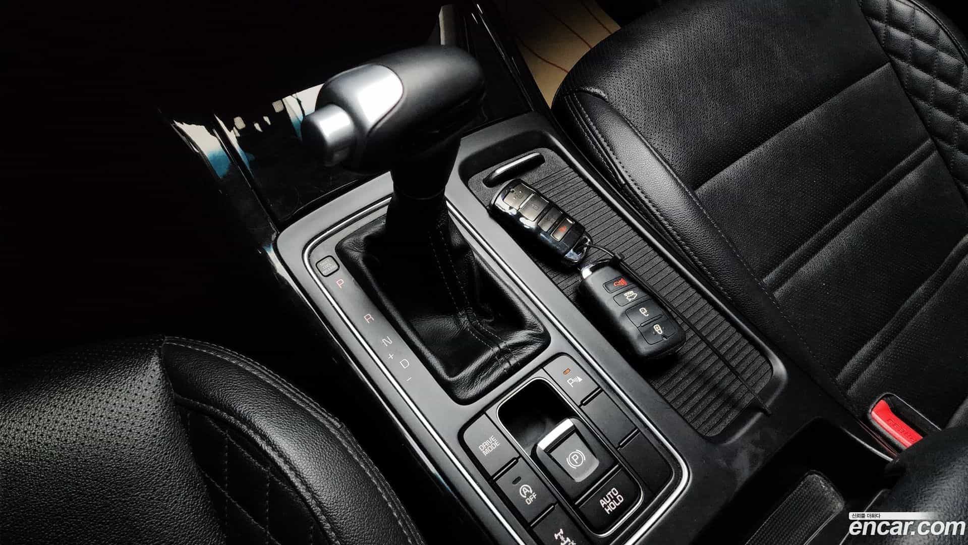 Sorento Kia 2019.3-INNER-009