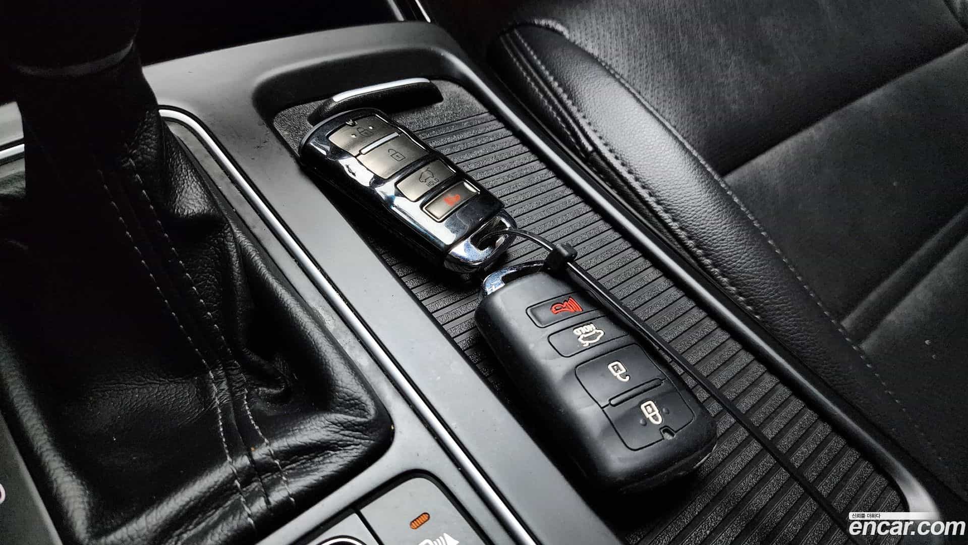 Sorento Kia 2019.3-OPTION-047