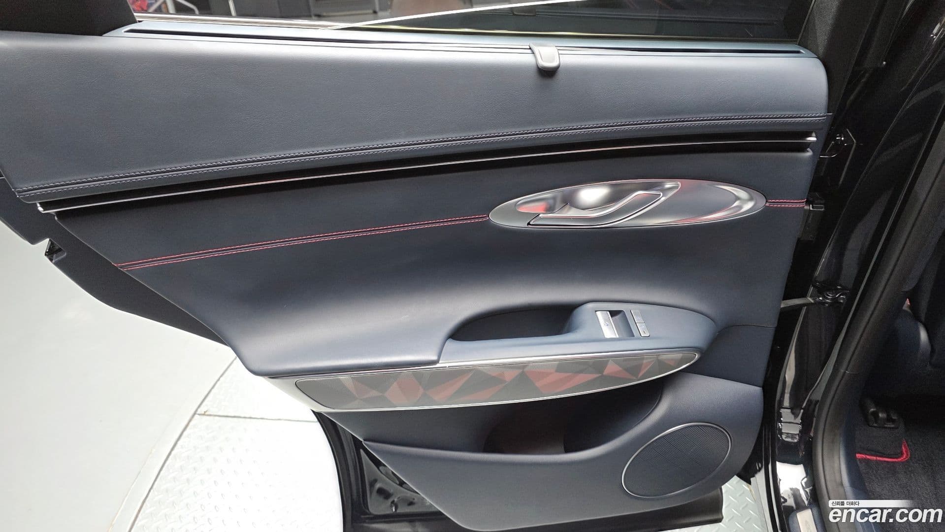 Main__Slider__Photo:GV70 Genesis 2023.8-24
