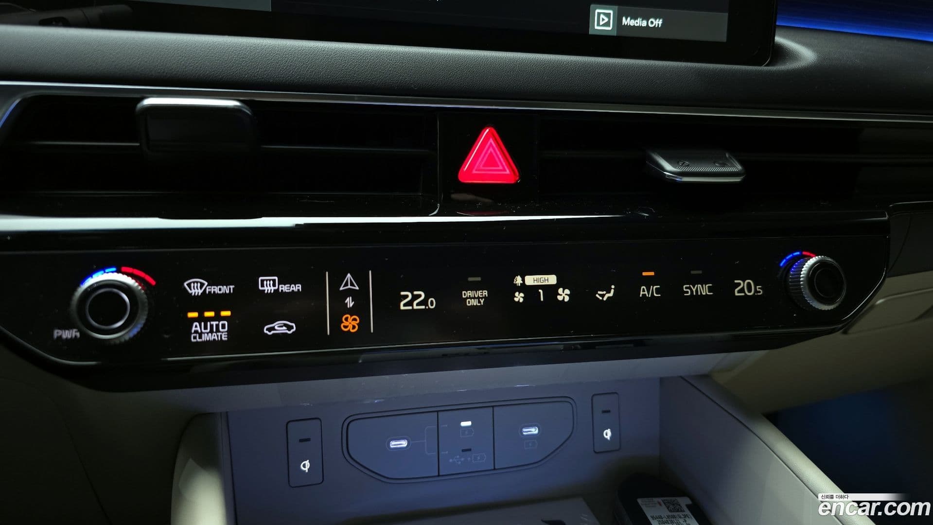 Main__Slider__Photo:K8 Kia 2025.5-15