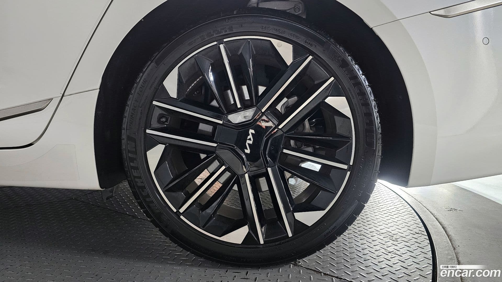 Main__Slider__Photo:K8 Kia 2025.5-20