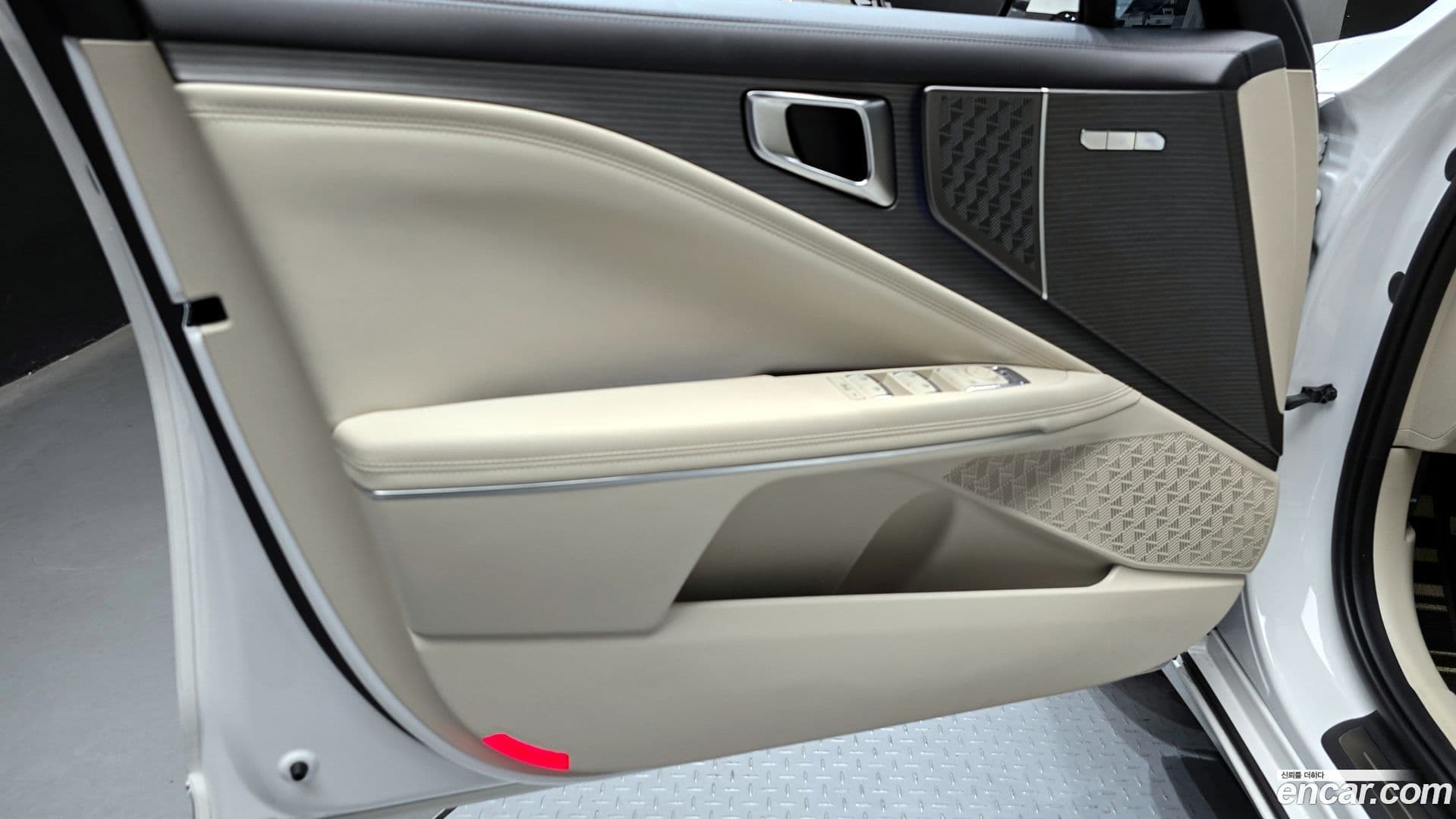 Main__Slider__Photo:K8 Kia 2025.5-23
