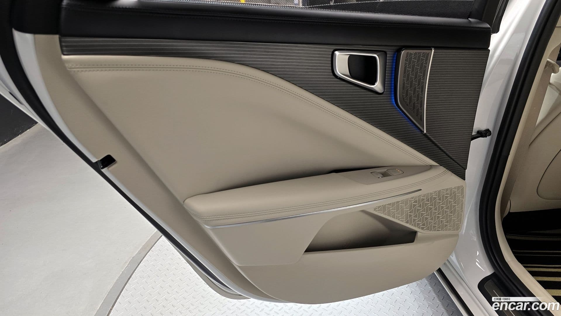 Main__Slider__Photo:K8 Kia 2025.5-24