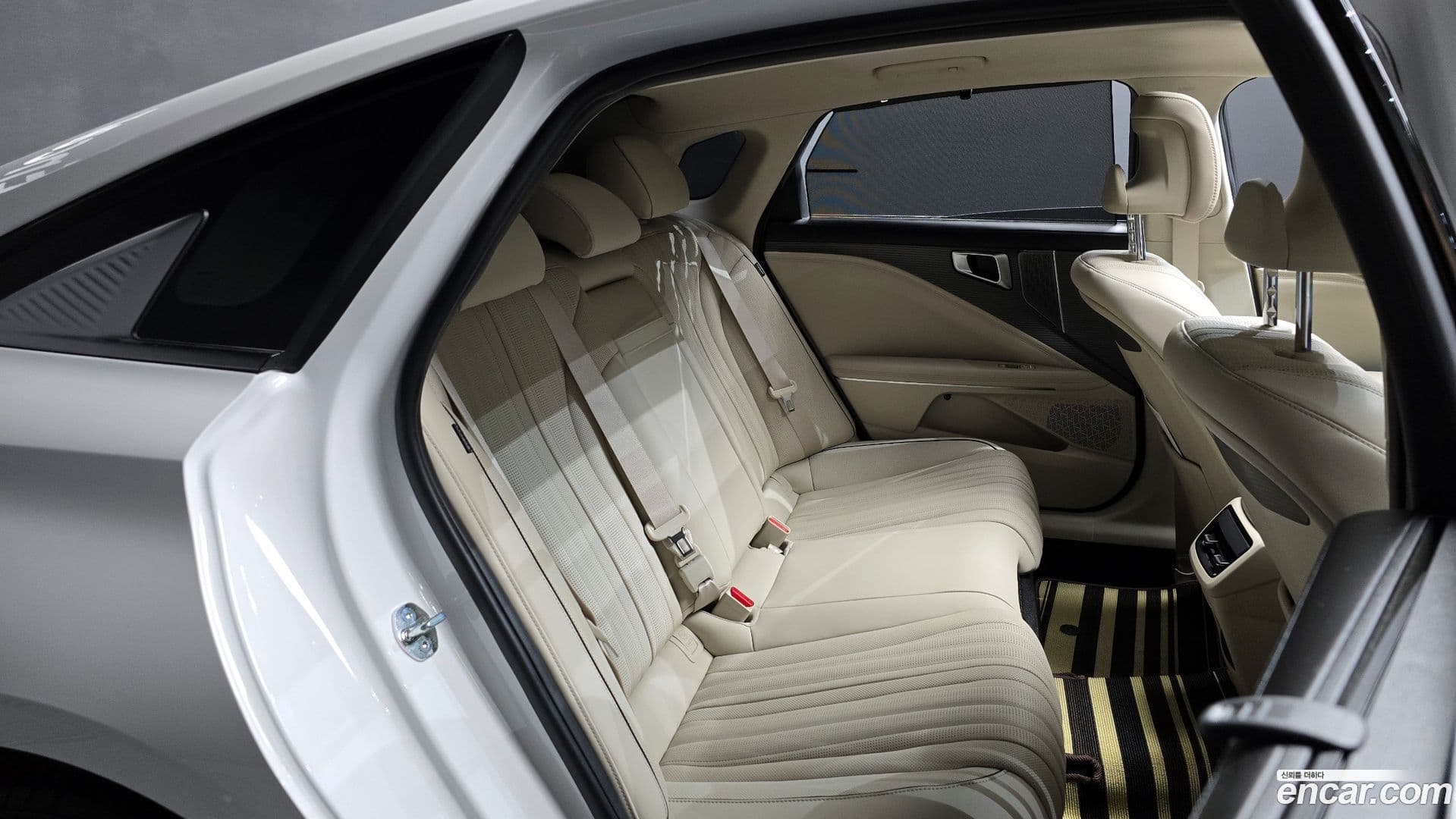 Main__Slider__Photo:K8 Kia 2025.5-25
