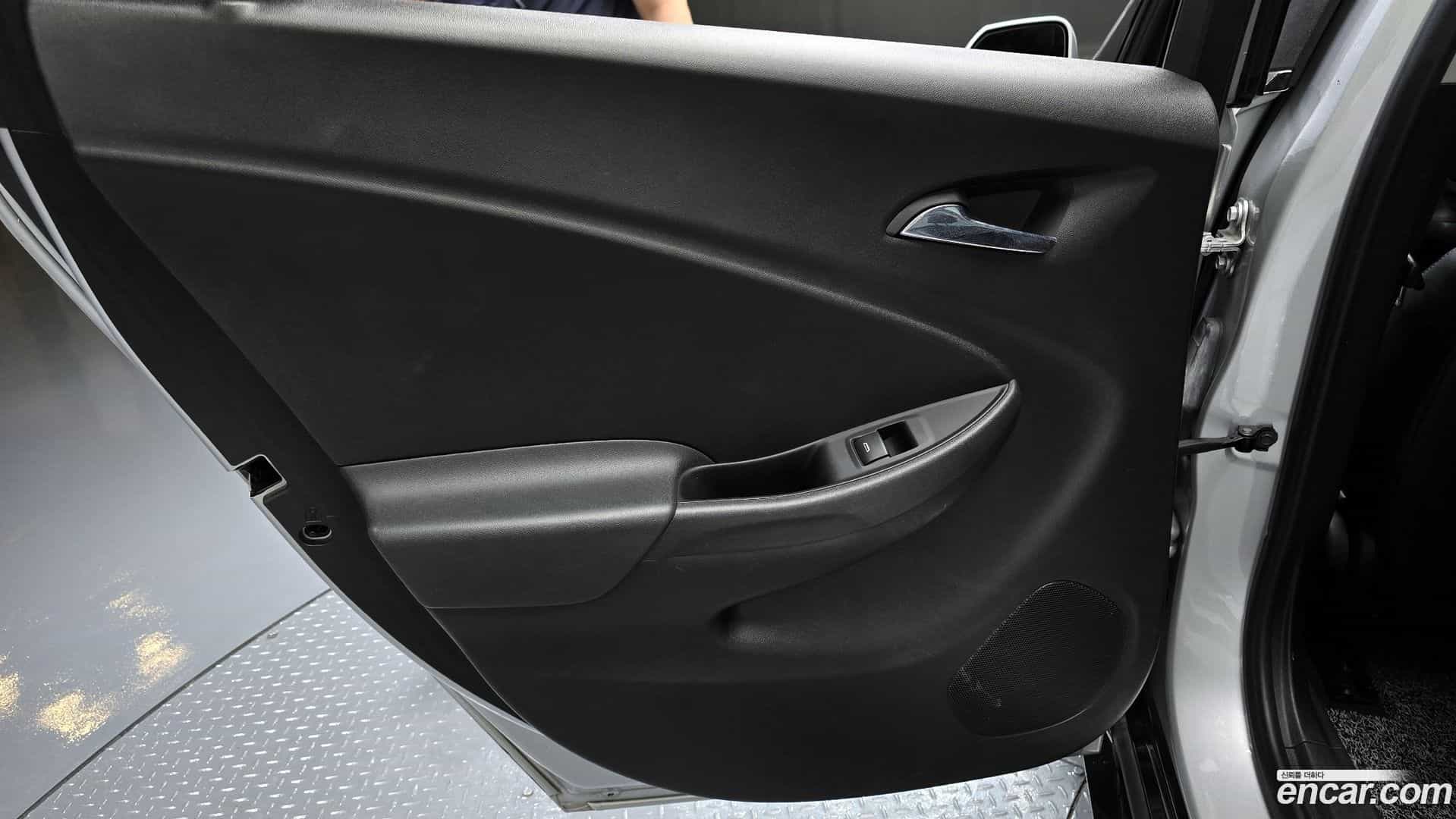 VOLT Chevrolet 2018.11-INNER-035