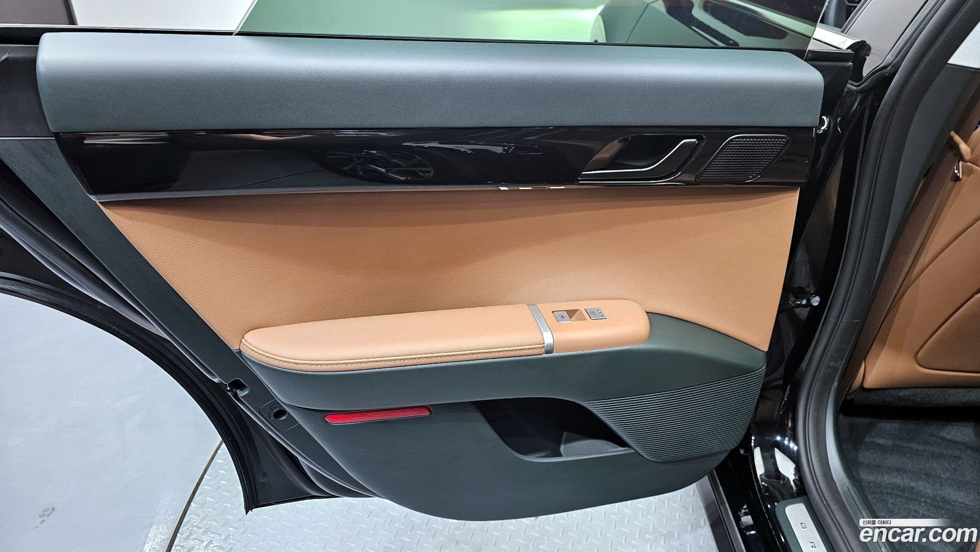 Main__Slider__Photo:Grandeur Hyundai 2024.2-24