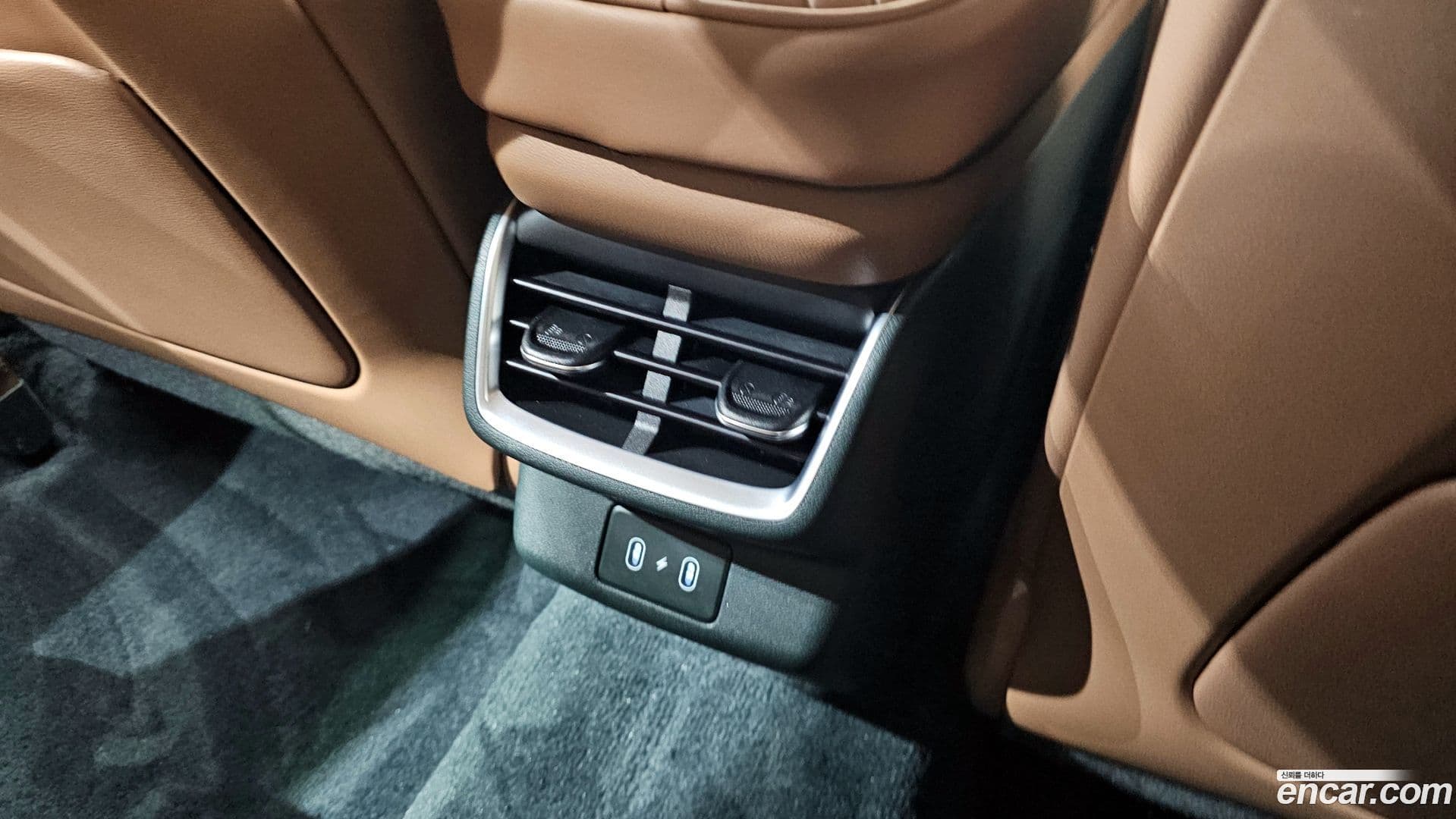 Main__Slider__Photo:Grandeur Hyundai 2024.2-31