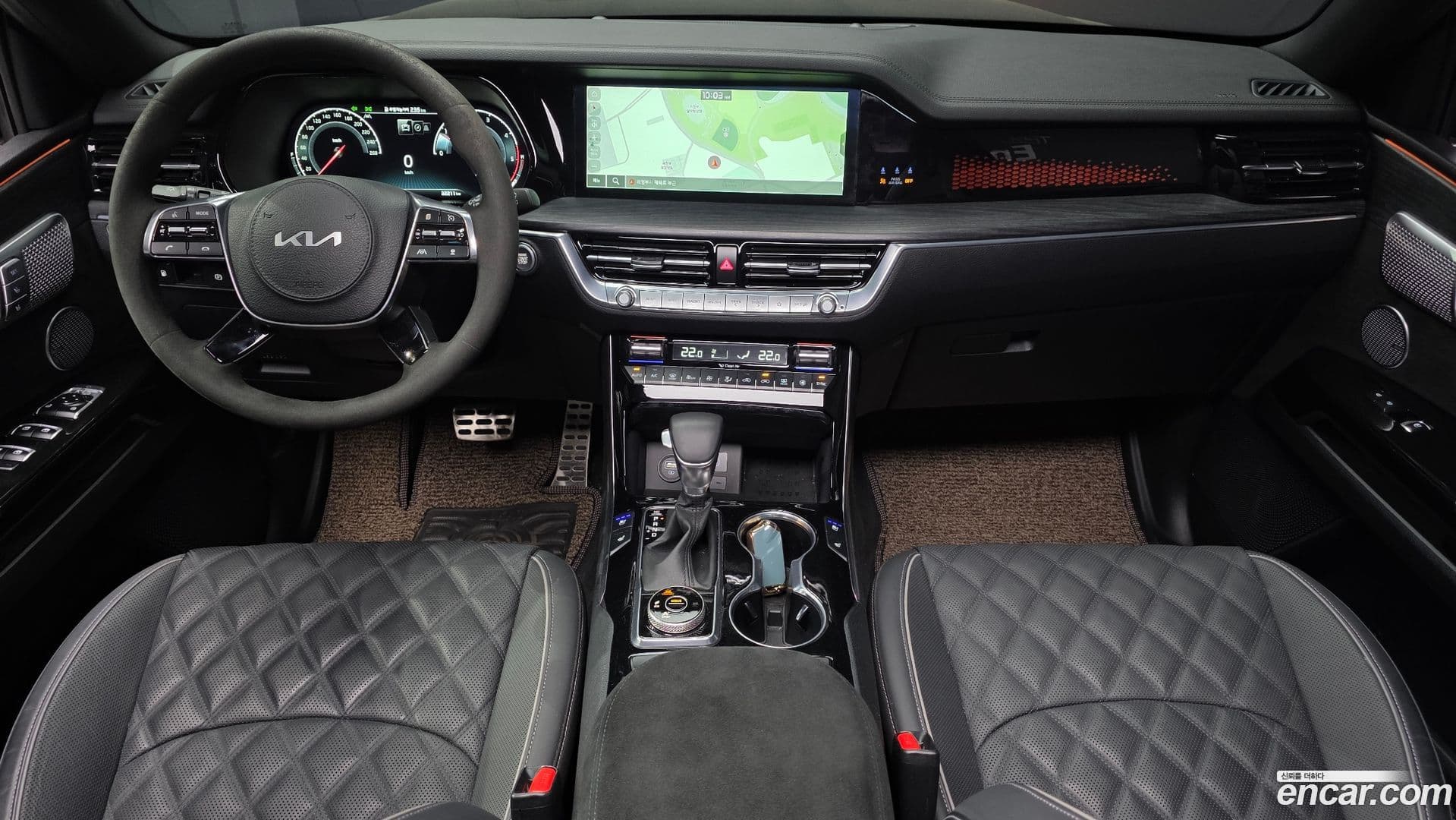 Main__Slider__Photo:Mohave Kia 2023.2-6