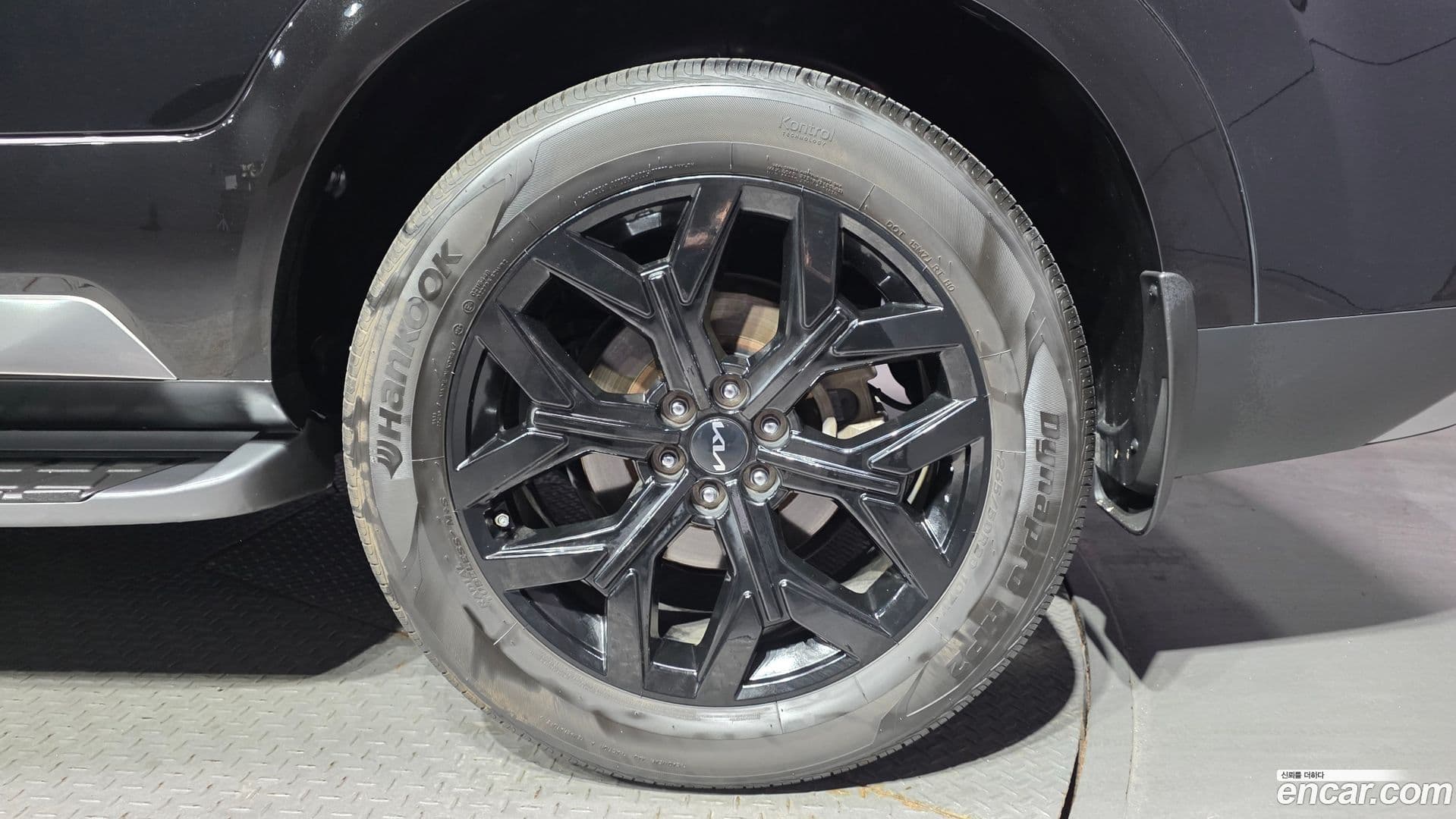 Main__Slider__Photo:Mohave Kia 2023.2-20