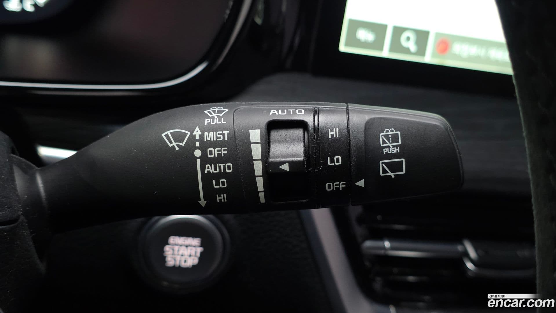 Main__Slider__Photo:Mohave Kia 2023.2-30