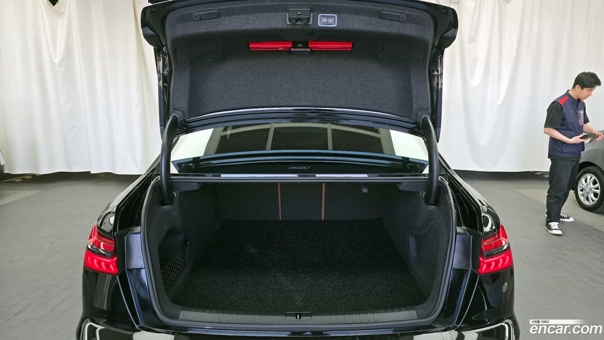 A6 Audi 2022.5-OPTION-024