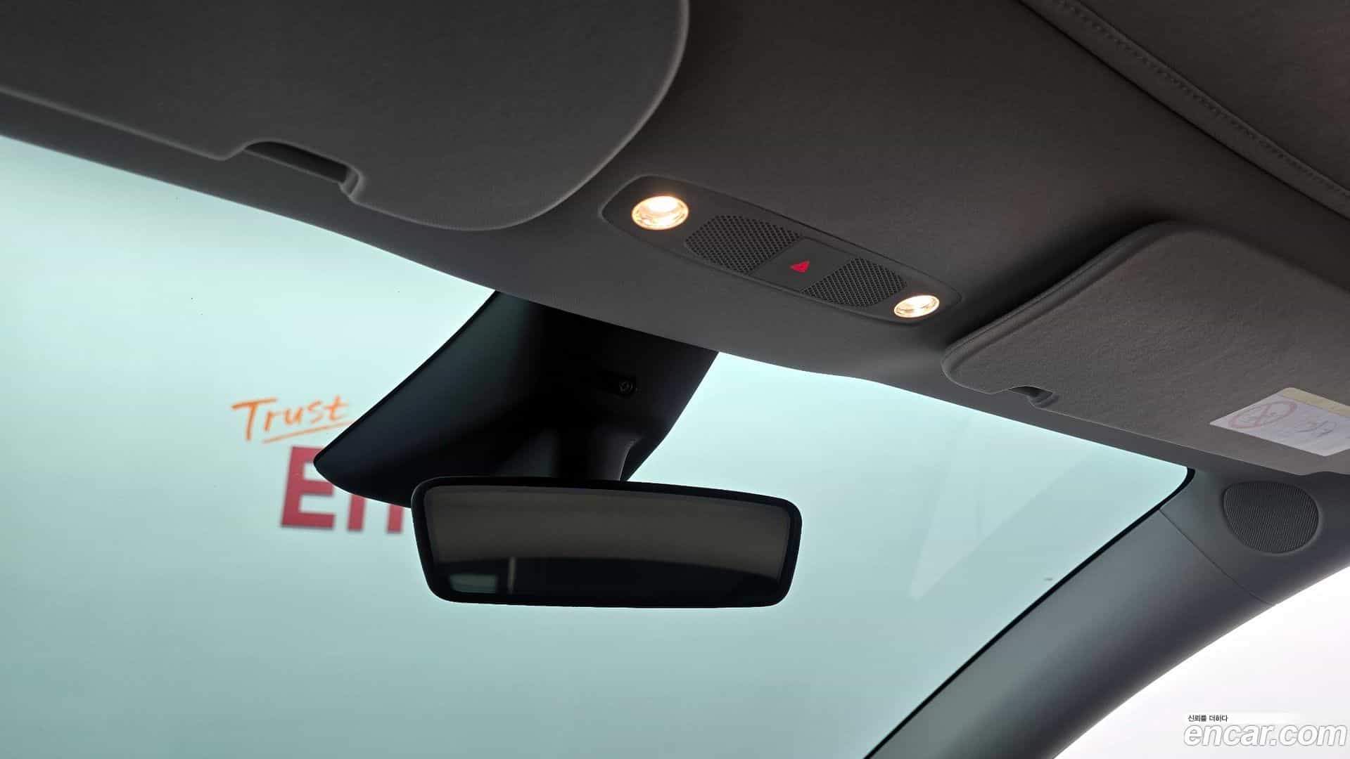 Model Y Tesla 2025.1-OPTION-048