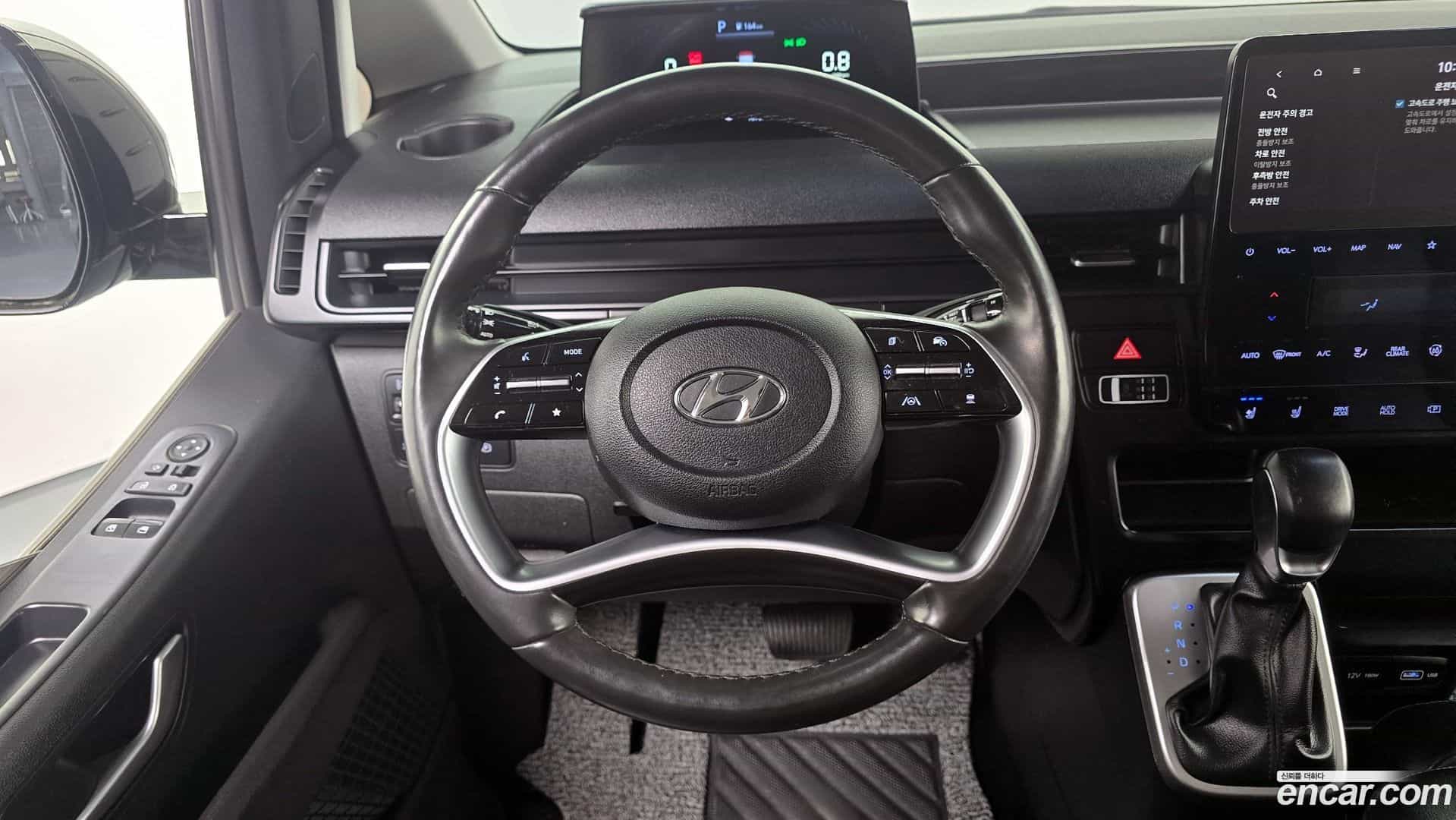 Staria Hyundai 2022.3-OPTION-017