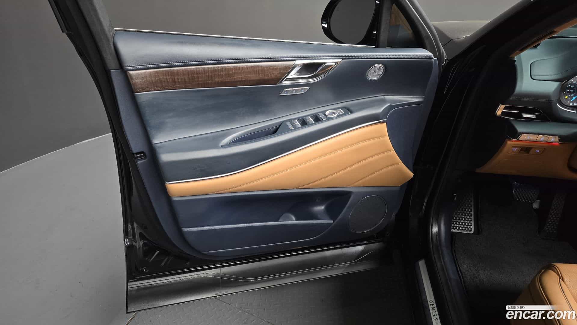GV80 Genesis 2023.4-INNER-034