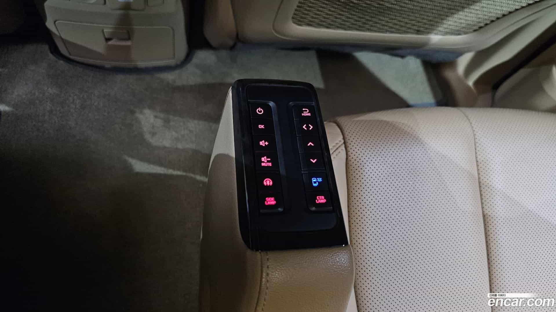 Canival Kia 2018.8-OPTION-022