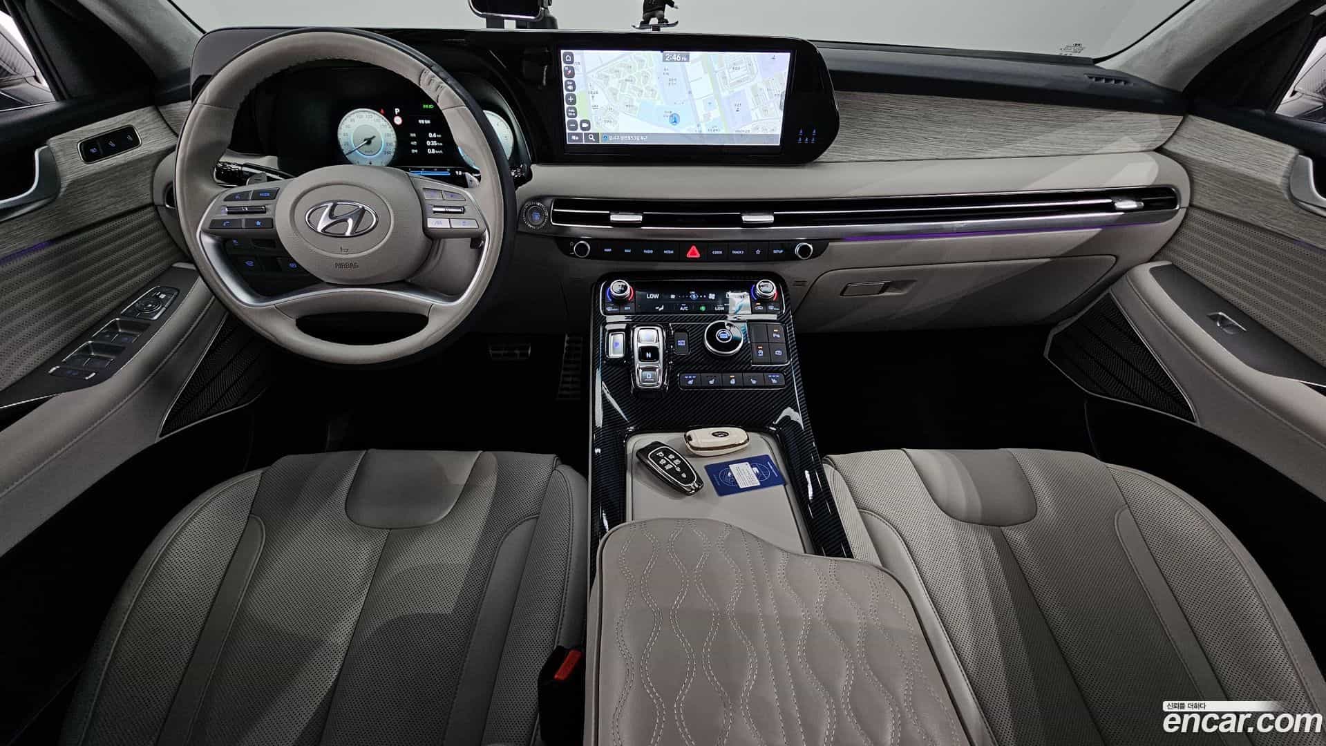 Palisade Hyundai 2024.1-INNER-007