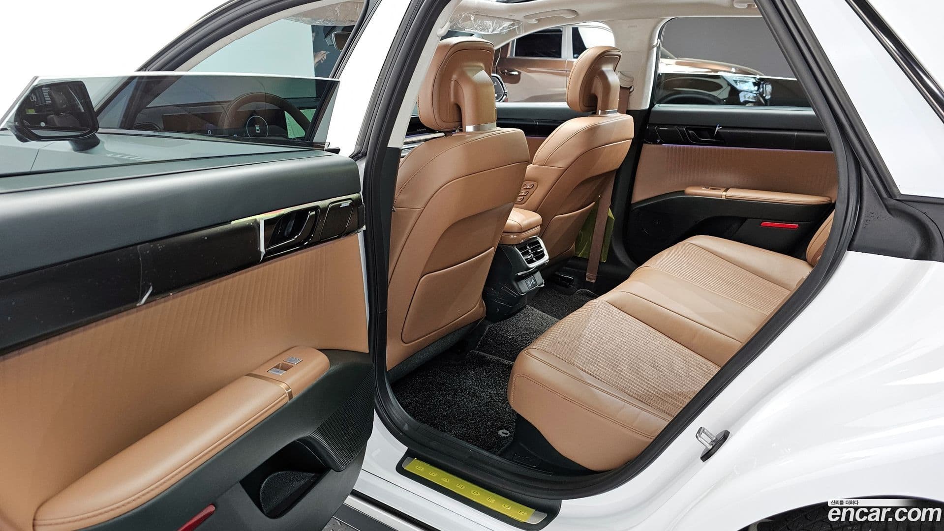 Main__Slider__Photo:Grandeur Hyundai 2024.3-10