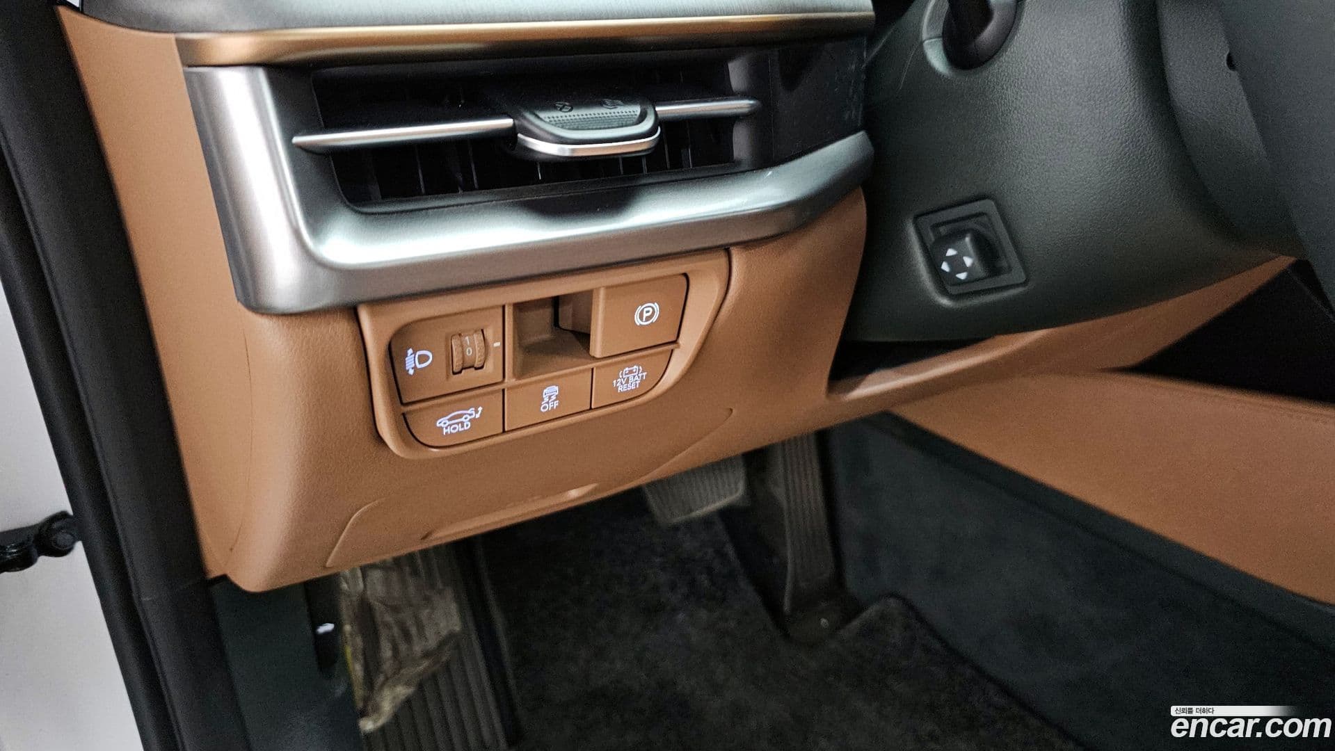 Main__Slider__Photo:Grandeur Hyundai 2024.3-17