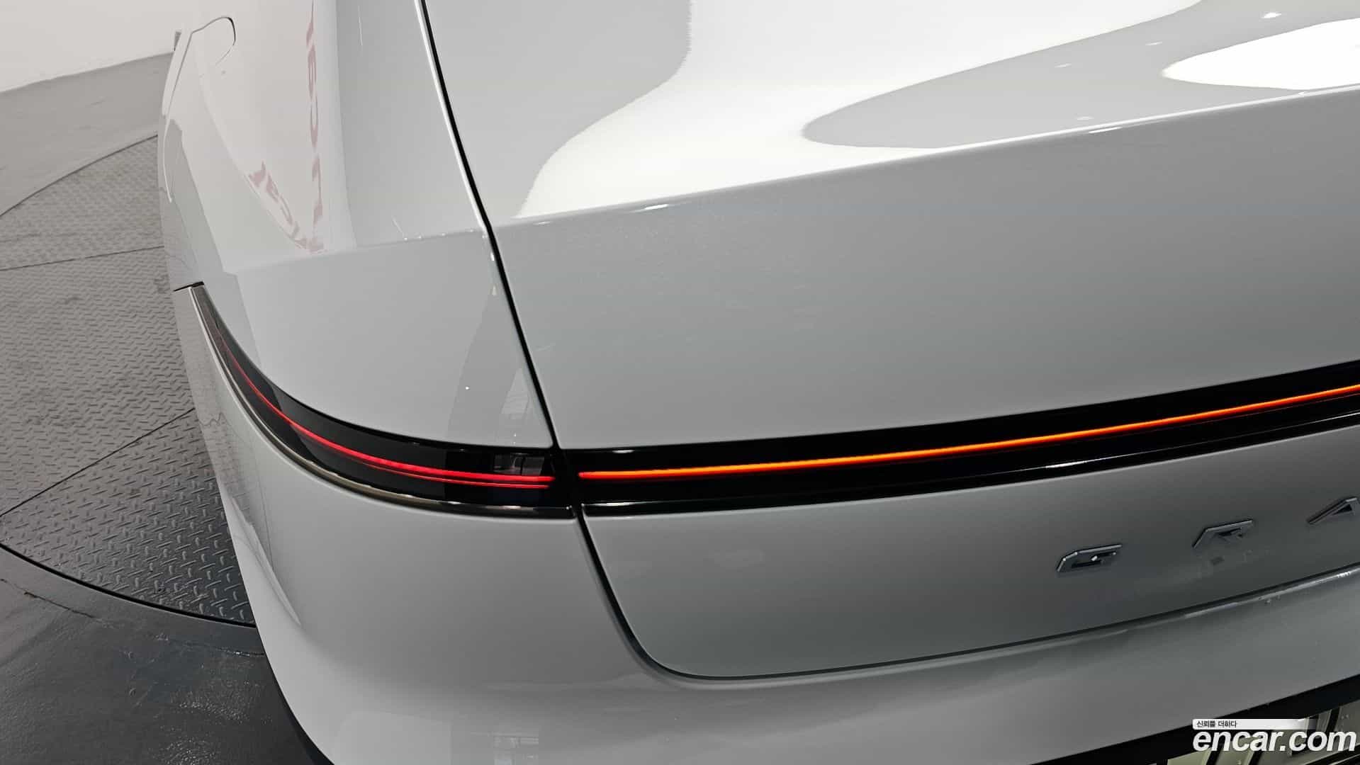 Grandeur Hyundai 2024.3-OUTER-033