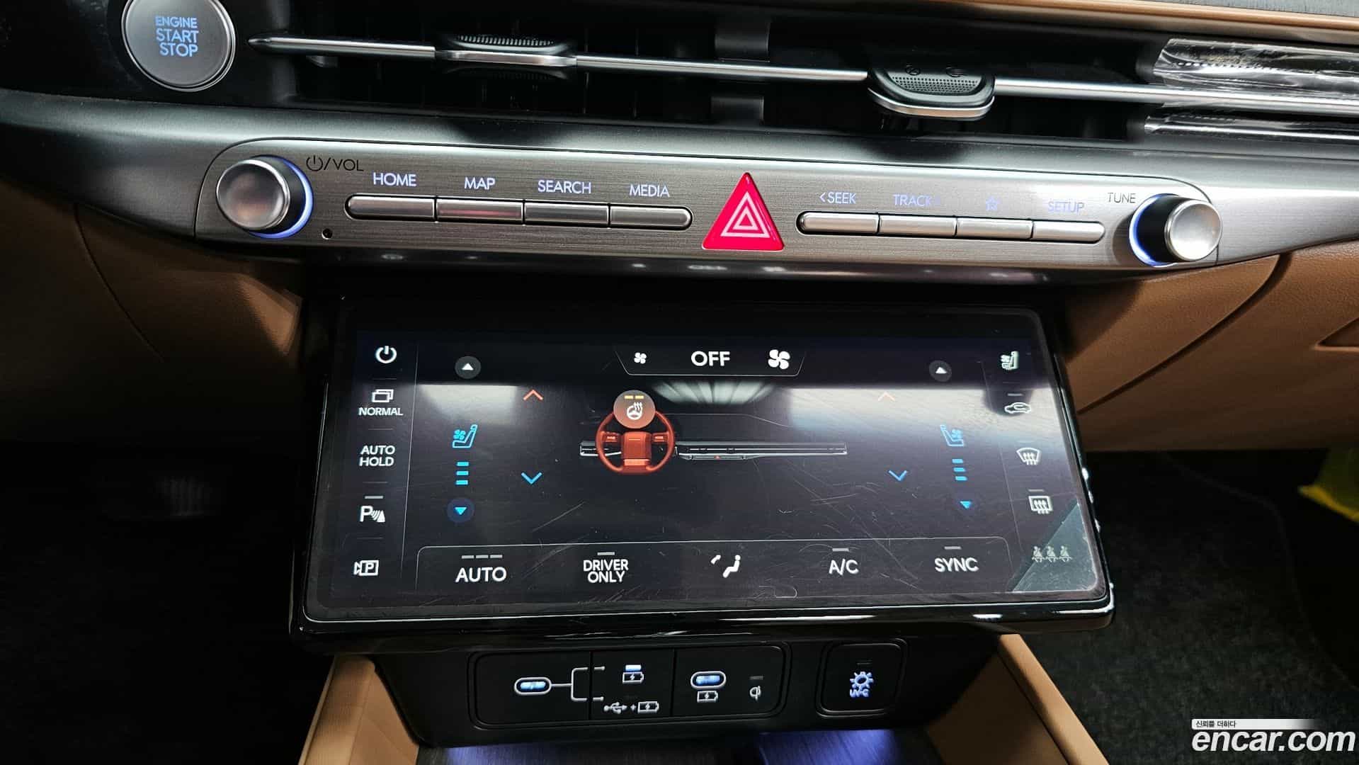Grandeur Hyundai 2024.3-OPTION-044