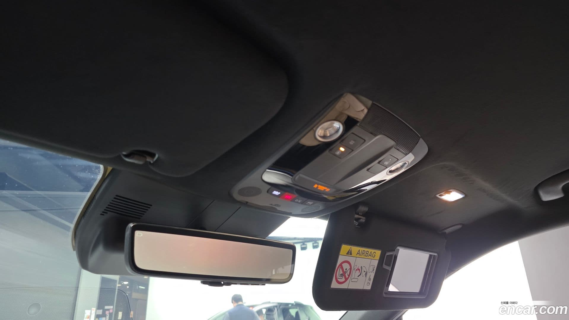 Main__Slider__Photo:Sorento Kia 2024.1-27