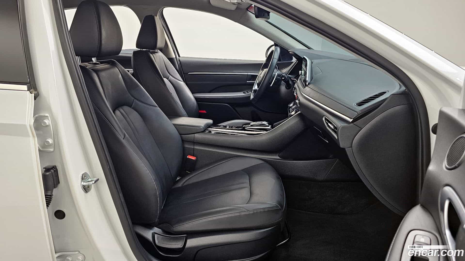 Sonata Hyundai 2022.1-OPTION-015
