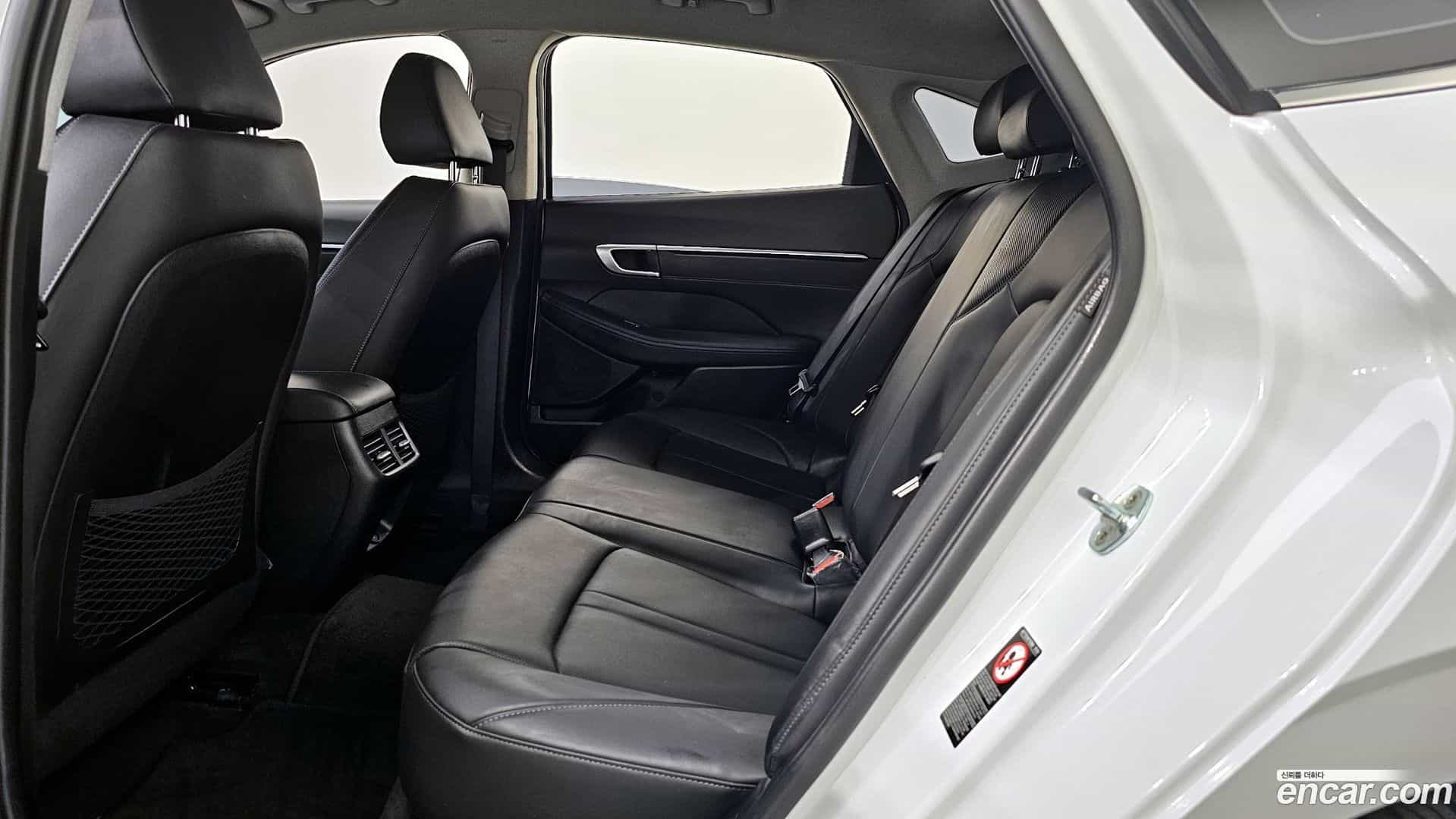 Sonata Hyundai 2022.1-INNER-036