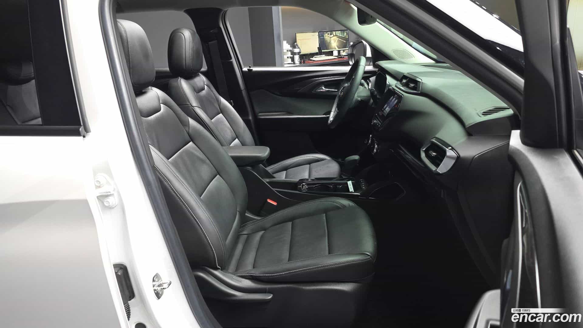 Trailblazer Chevrolet 2022.3-OPTION-015