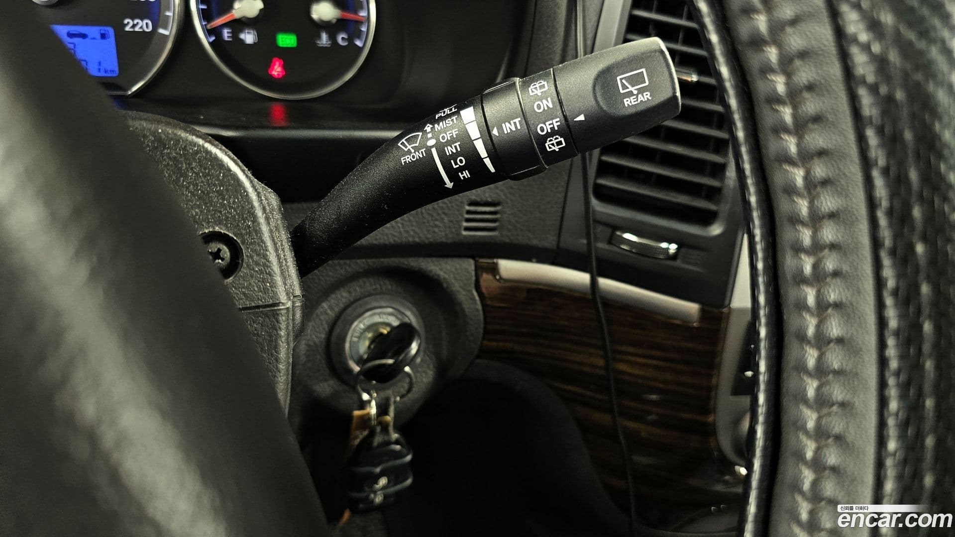 Main__Slider__Photo:Santafe Hyundai 2011.9-14