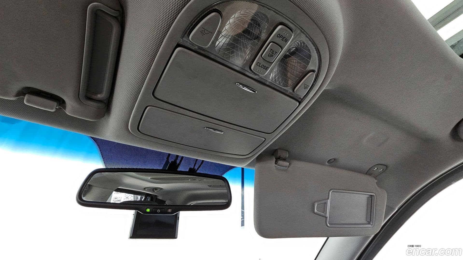 Main__Slider__Photo:Santafe Hyundai 2011.9-26