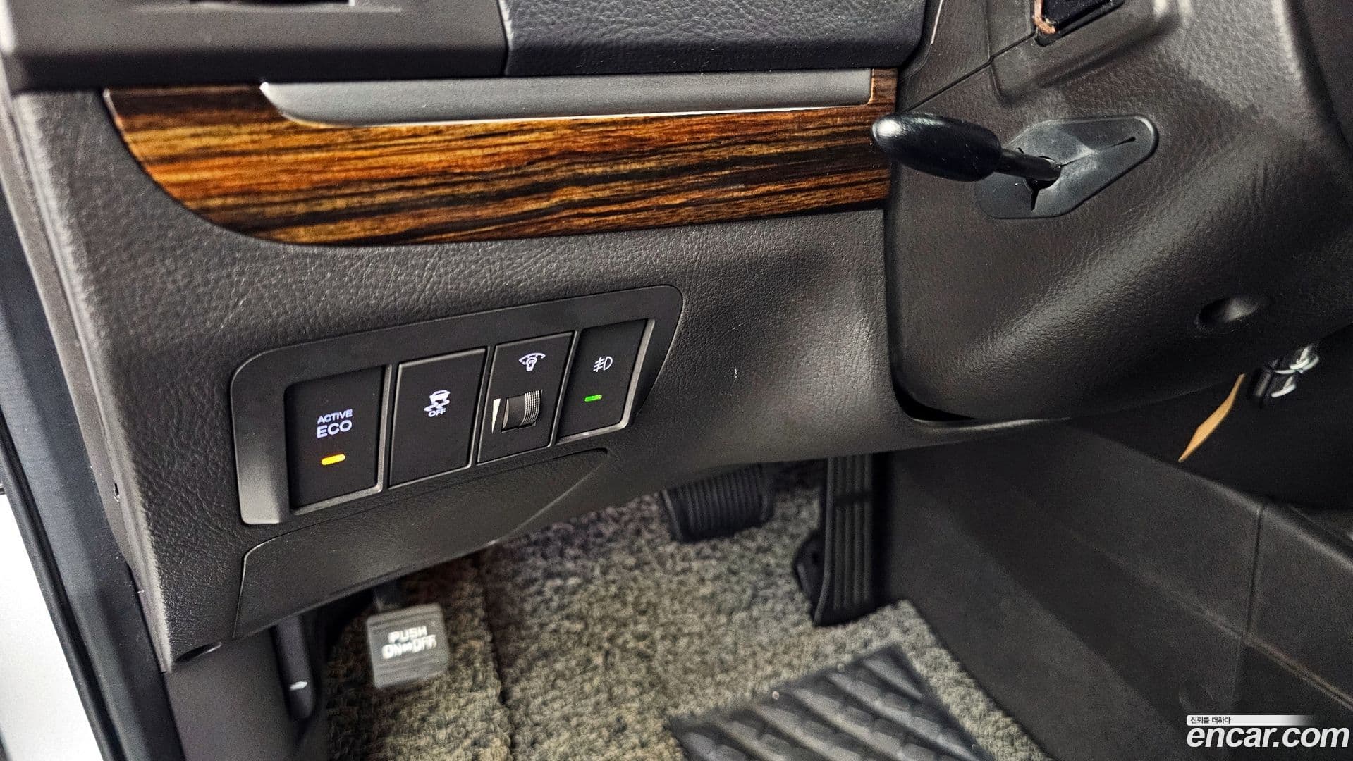 Main__Slider__Photo:Santafe Hyundai 2011.9-27