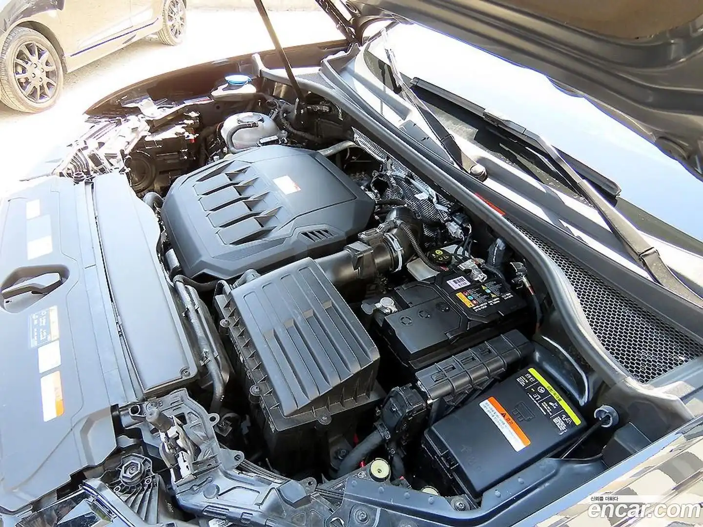 Q3 Audi 2025.2-OUTER-006